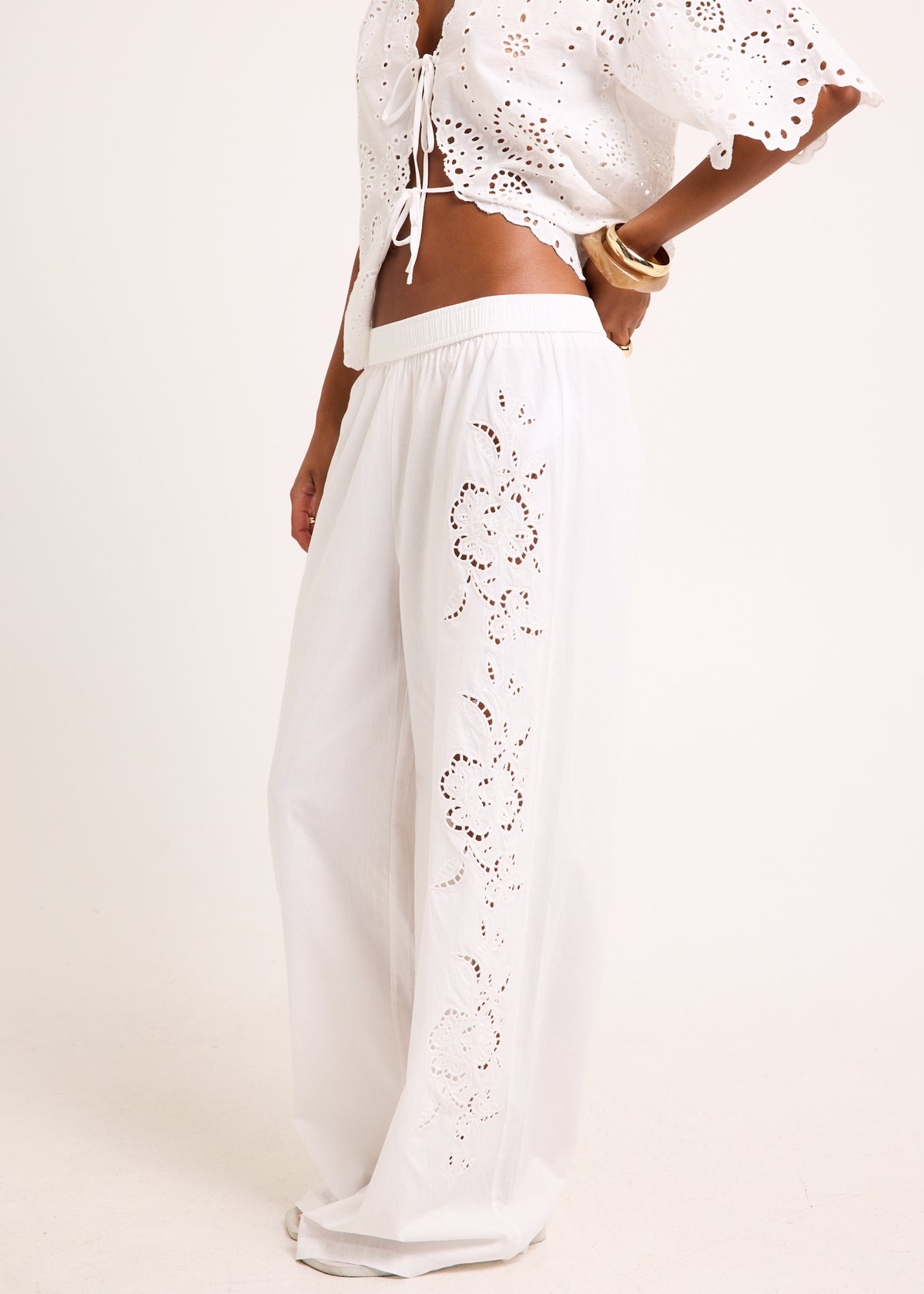 Lupe Embroidered Pants WHITE