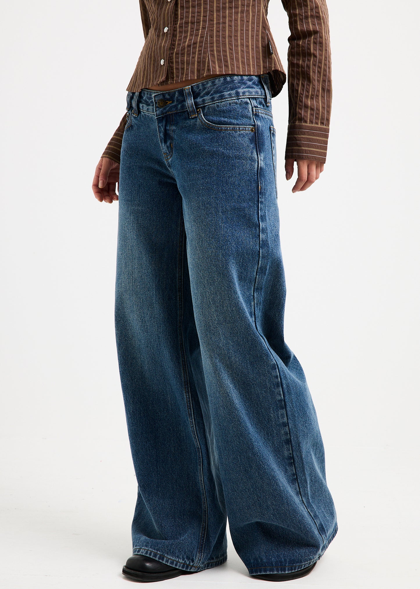 Elise Low Wide Denim Jeans