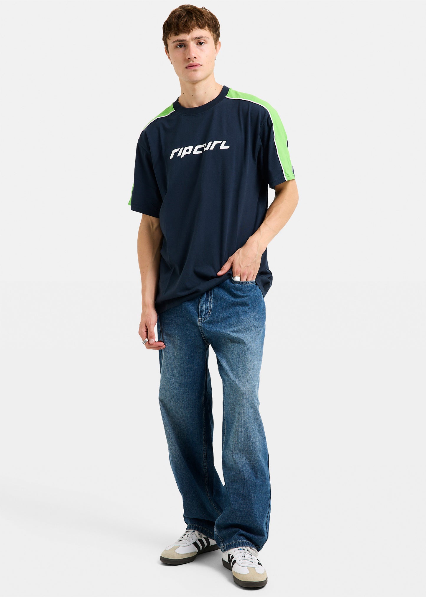 ARCHIVE UP TOP PANNEL TEE