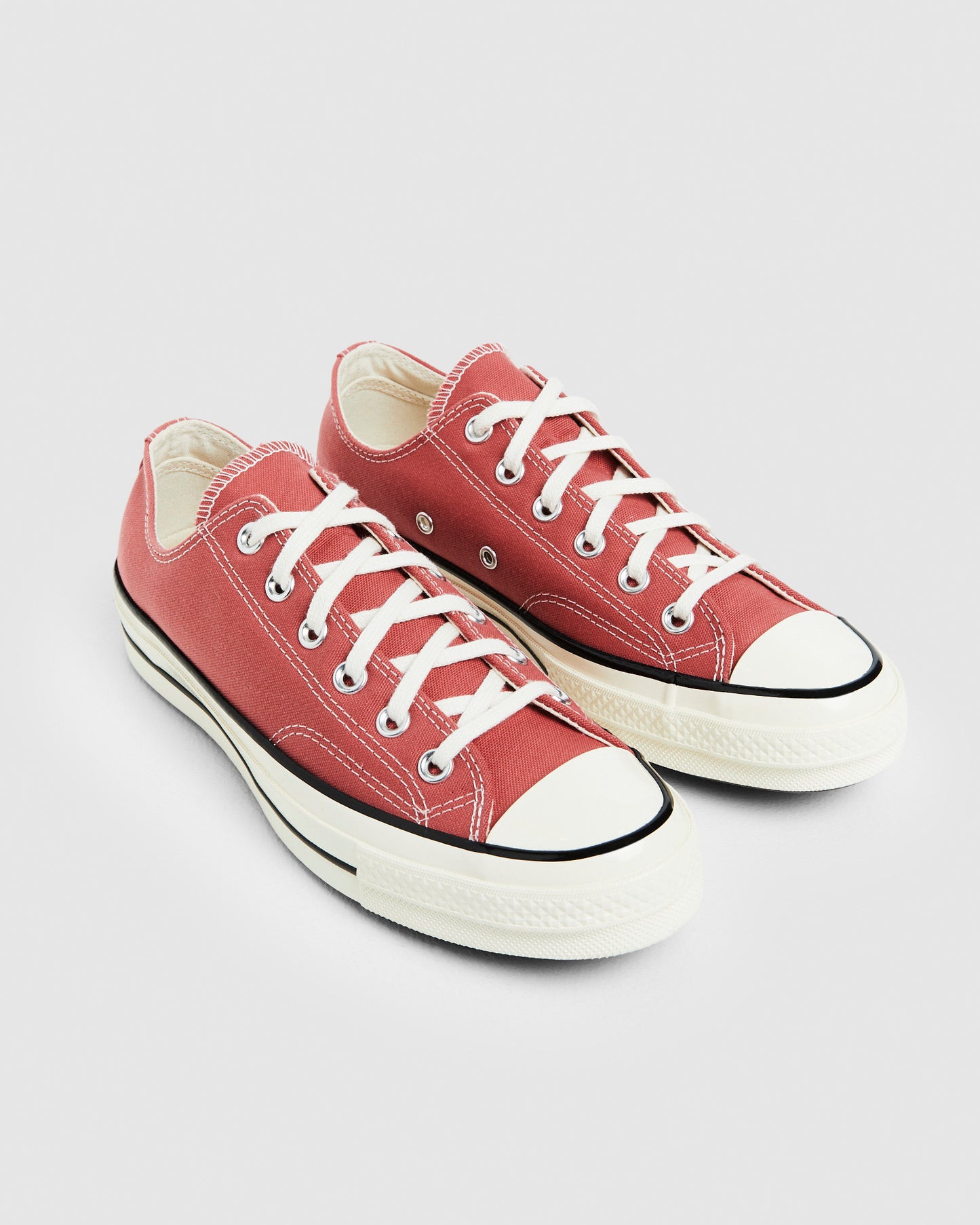 Chuck 70 Ox Sneakers Rhubarb Pie/Egret/Black
