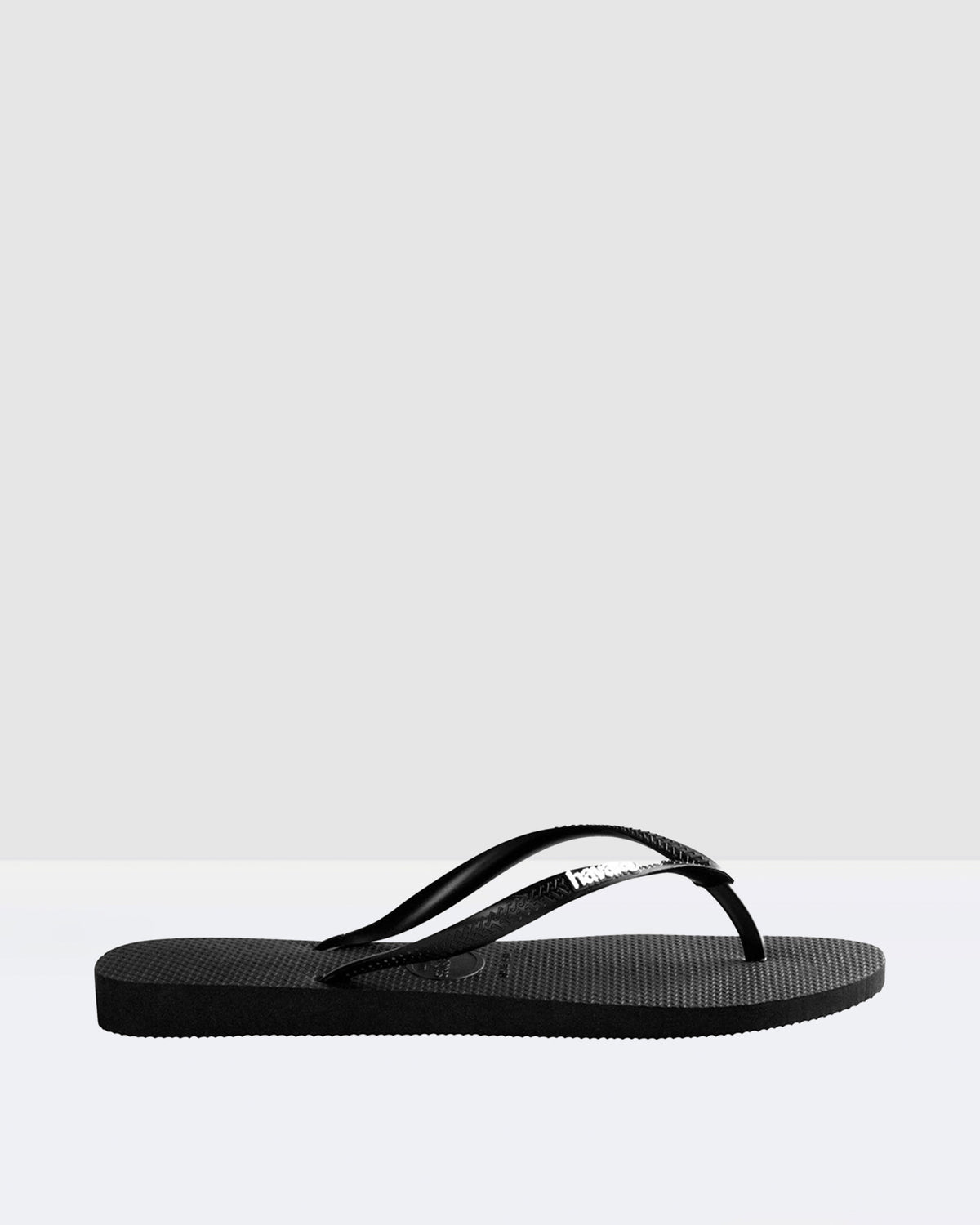 Slim Rubber Logo Thongs BLACK/WHITE
