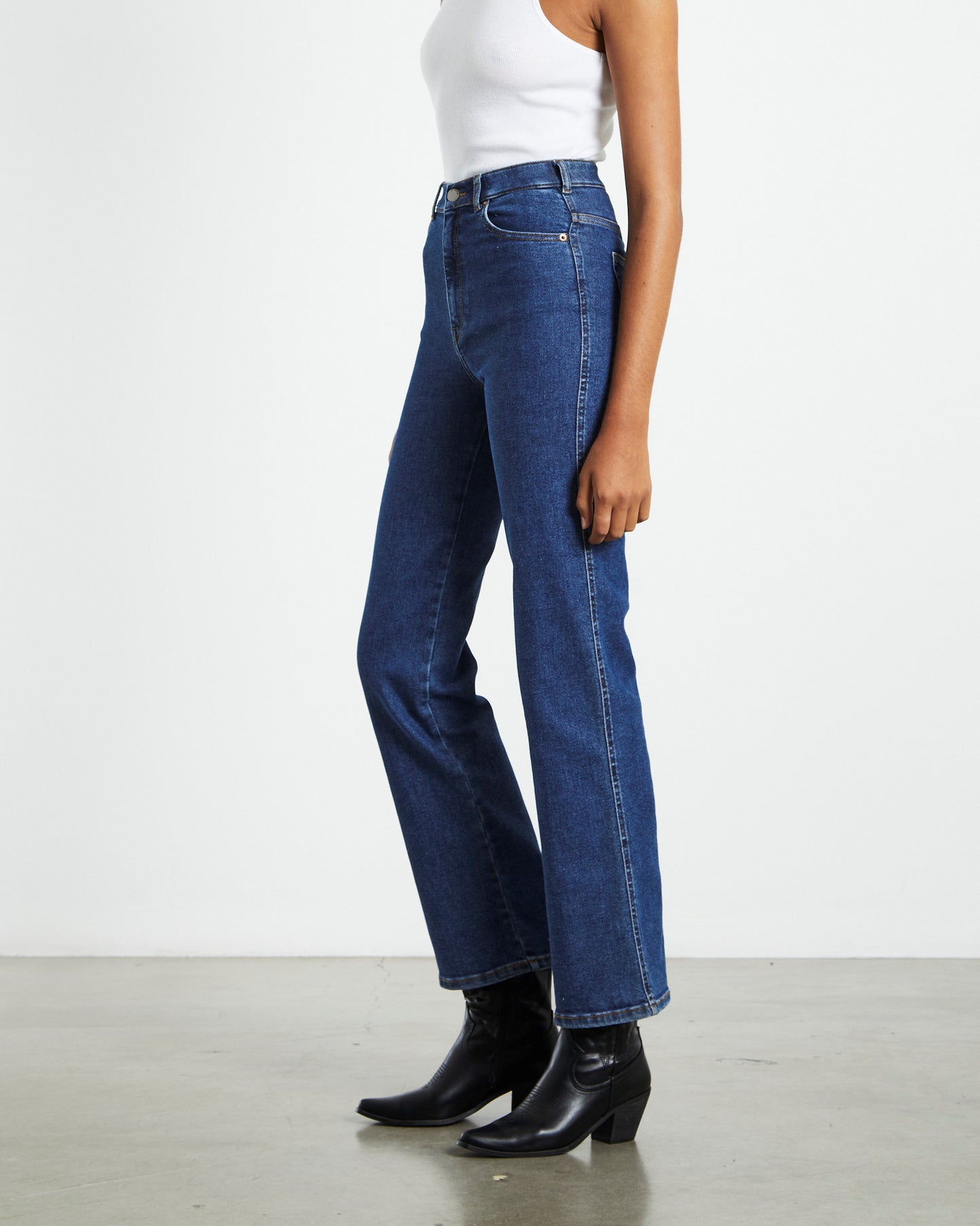 Moxy Straight Jeans Cape Dark Plain