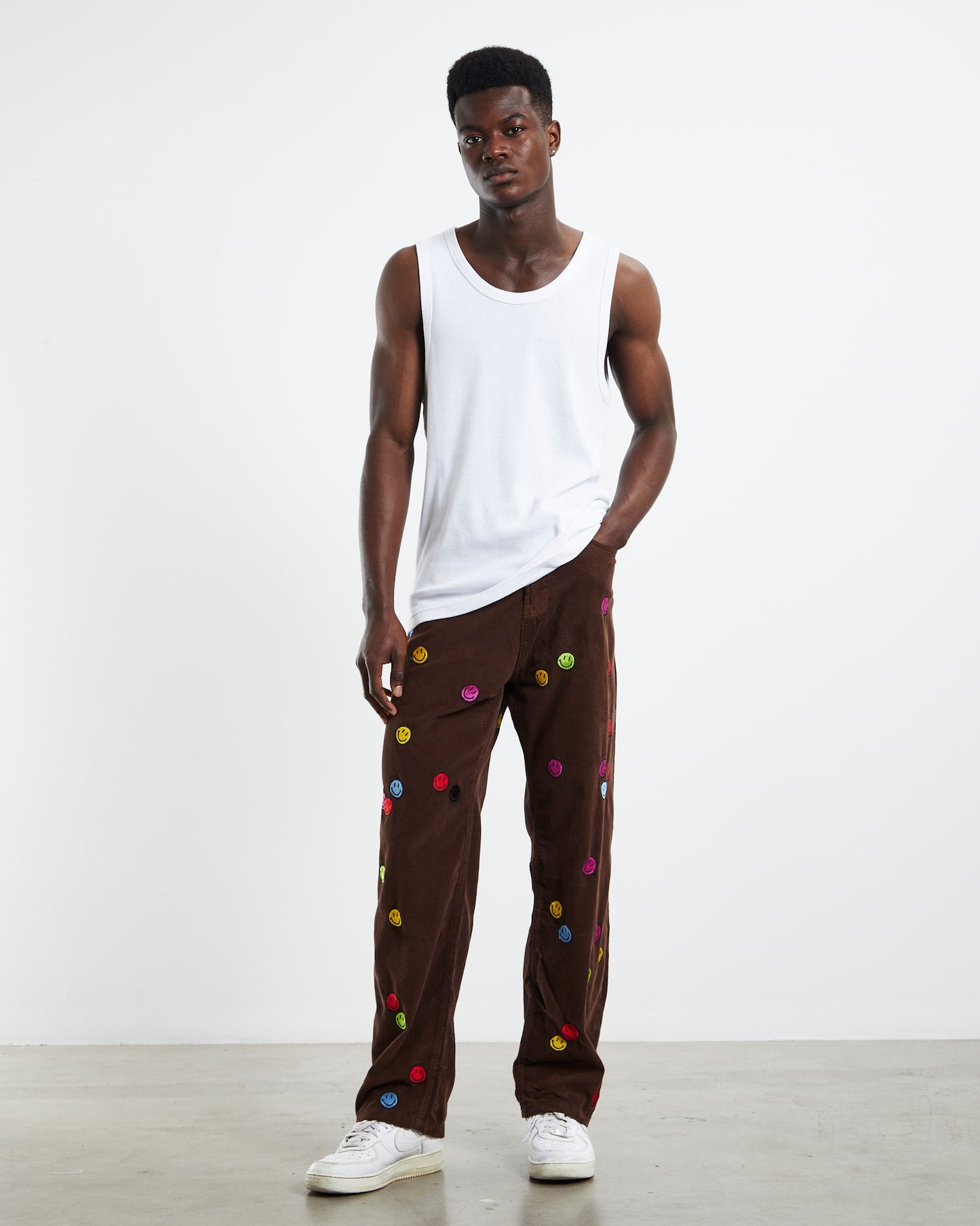 Smiley Contemporary Art Market Pants Brown