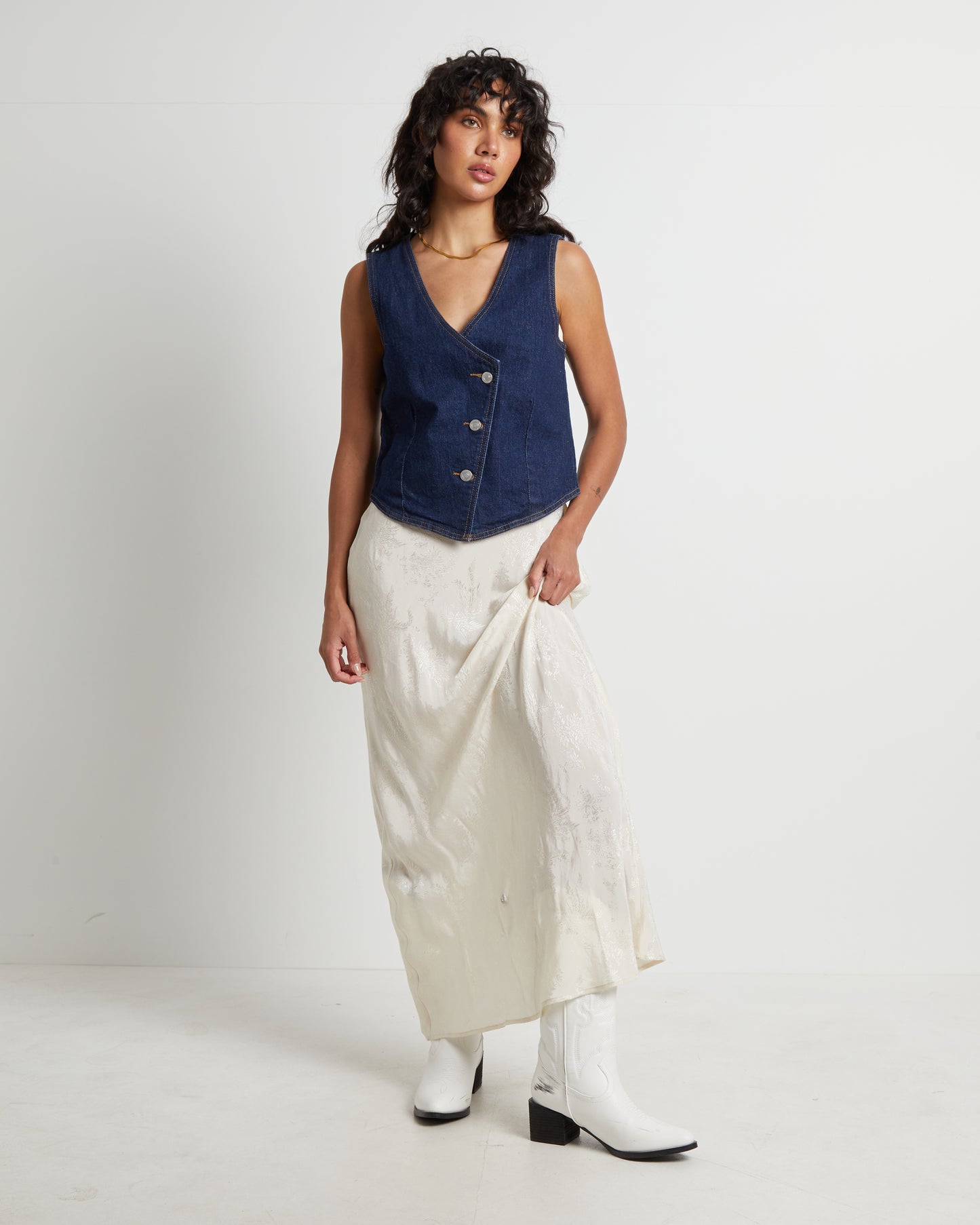 Denim Vest in Rinse Denim Blue