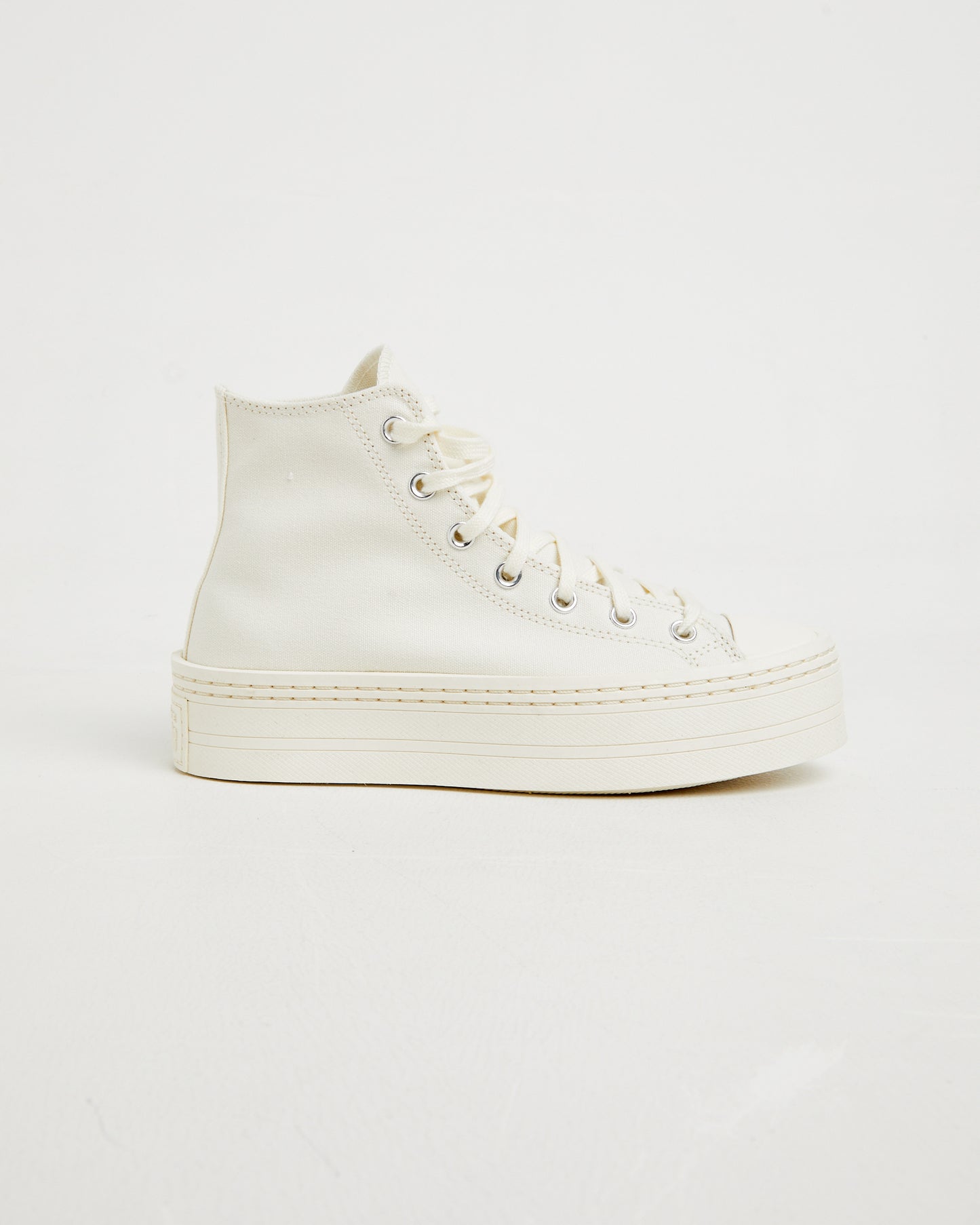 Chuck Taylor All Star Modern Lift Hi Top Sneakers in Egret