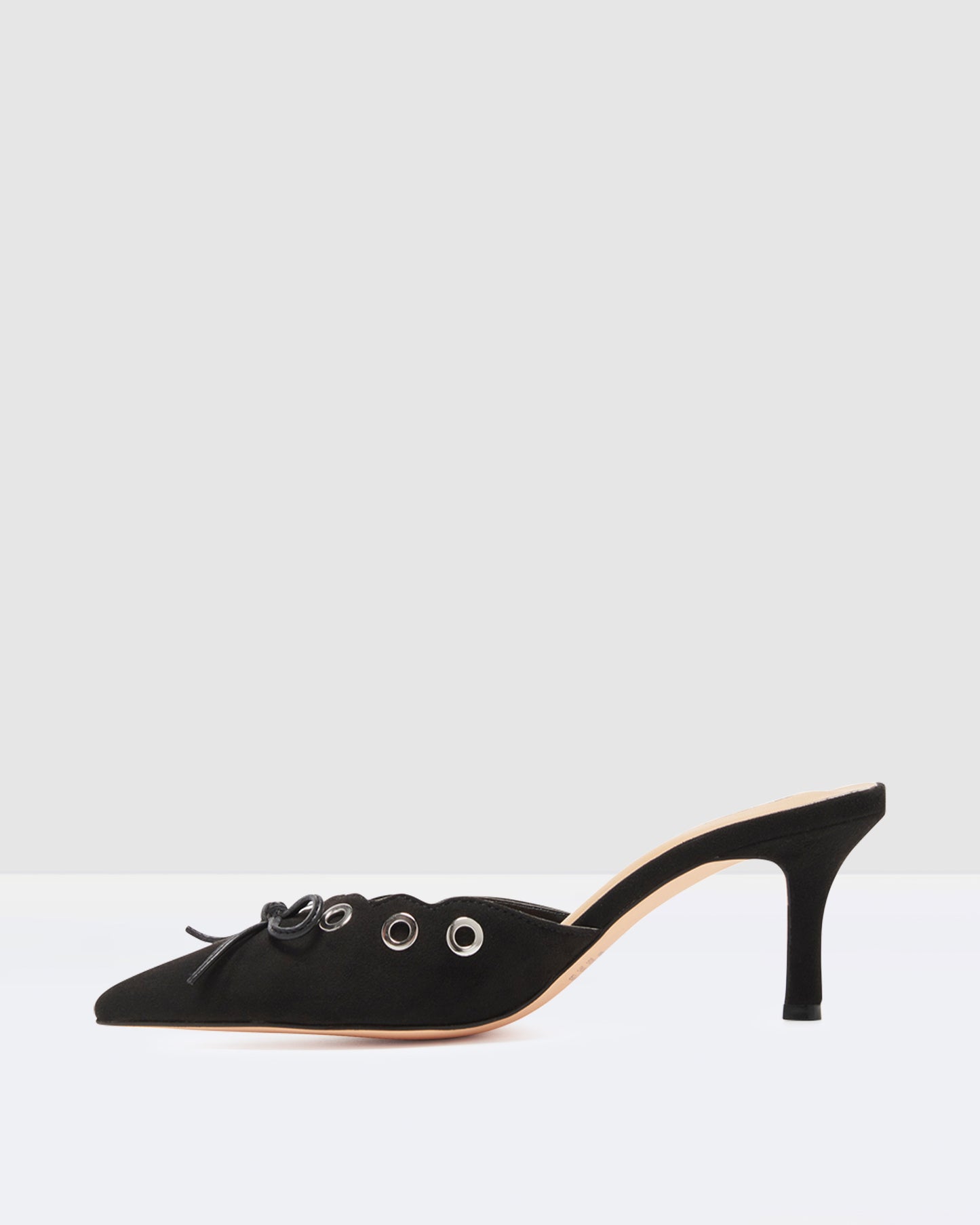 Eyelet Kitten Heels in Black