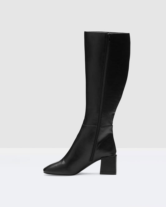 Wolf Boots Black BLACK