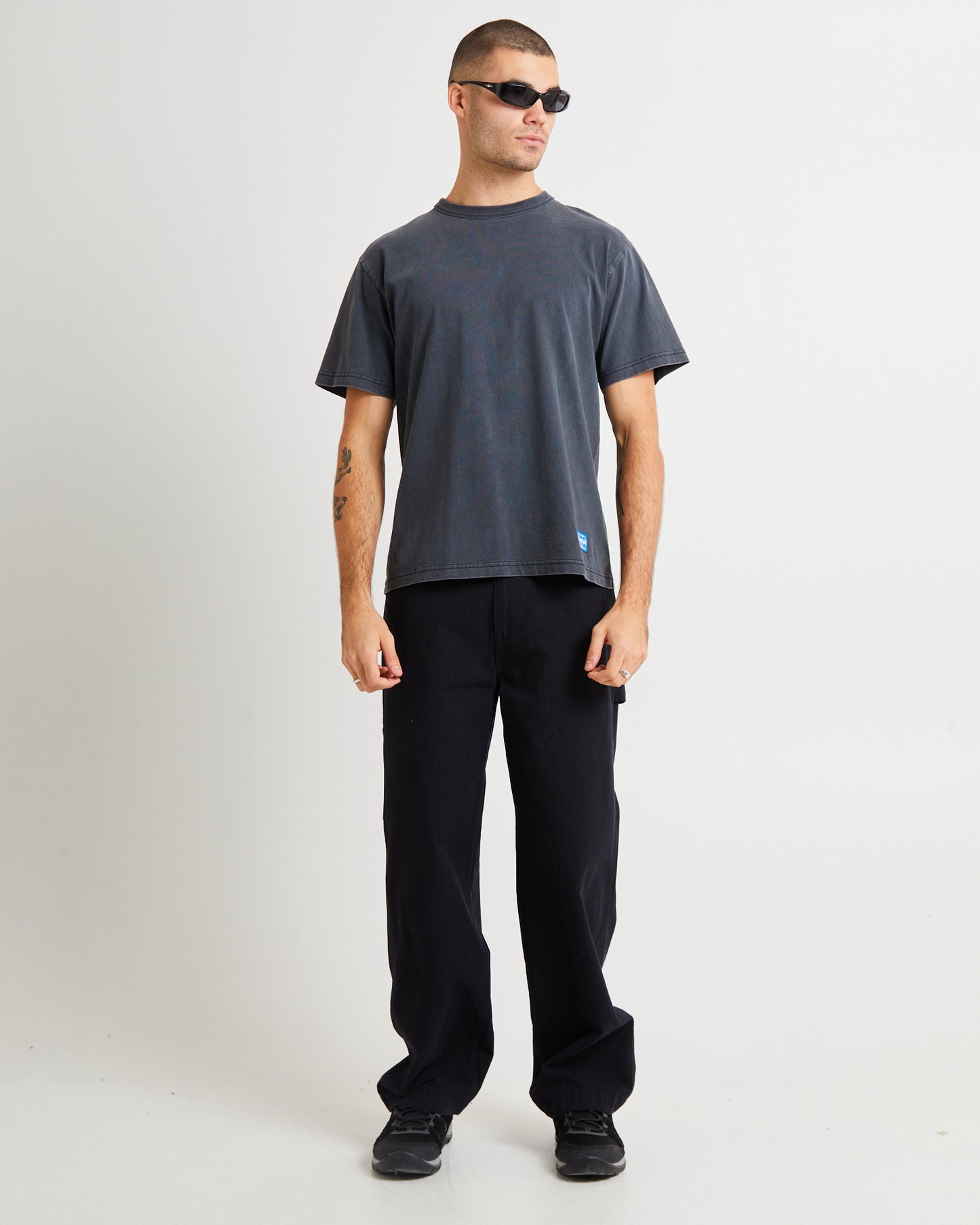 Standard T-Shirt Used Black