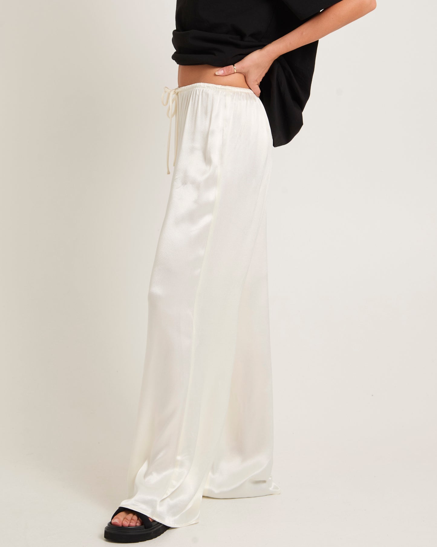 Meredith Satin Mid Rise Pants