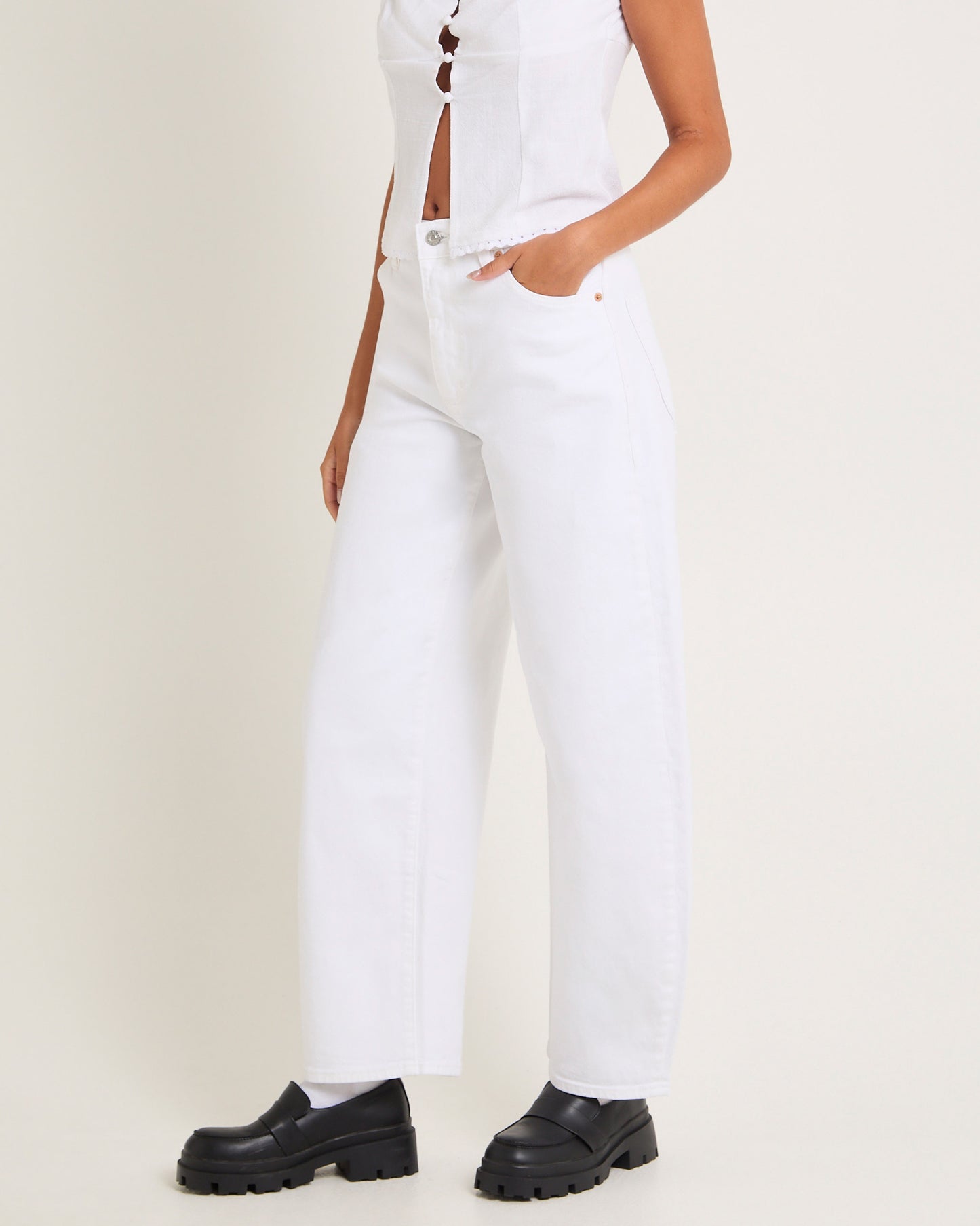 Gigi Barrel Denim Jeans