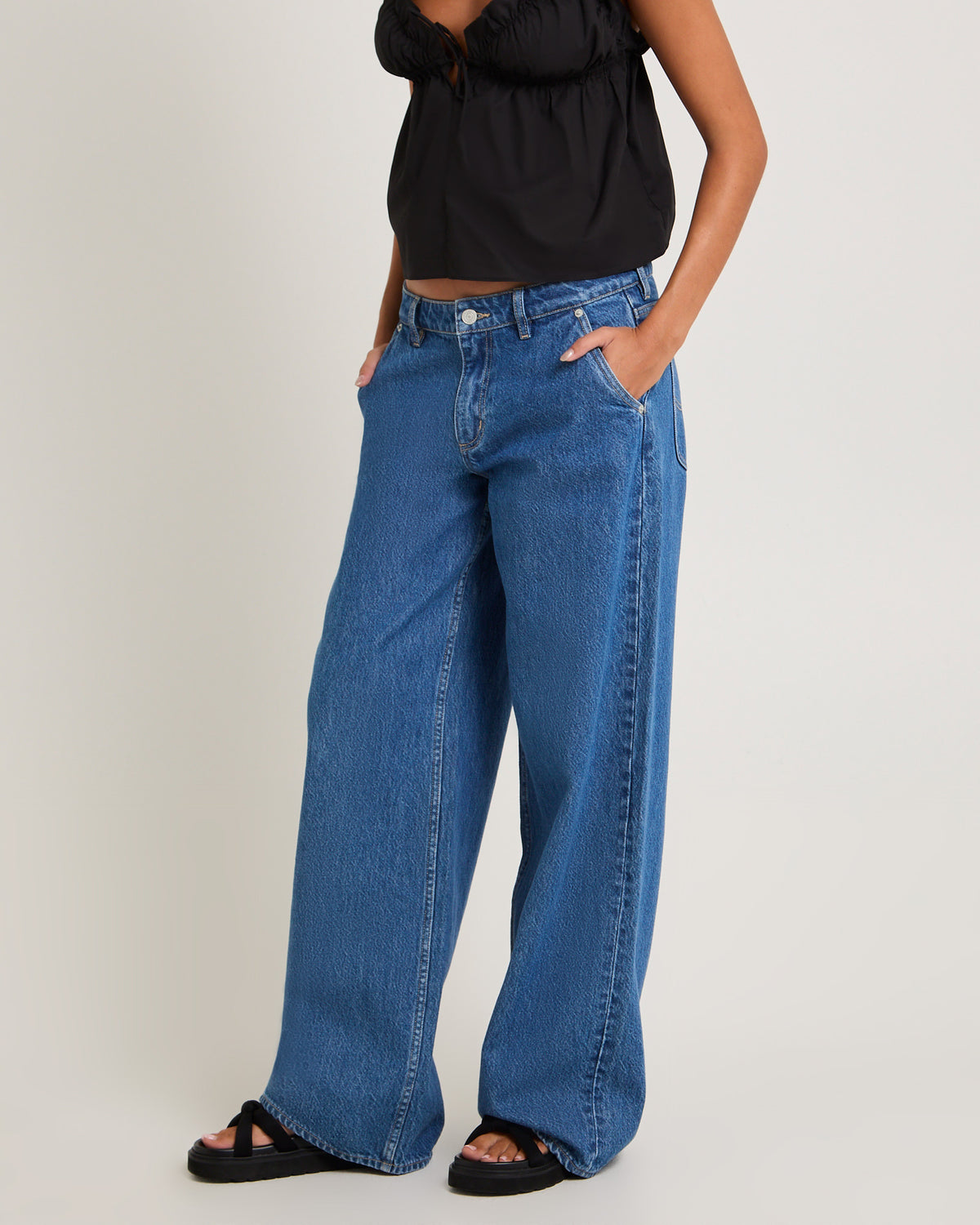 Low Slouch Jeans BLUE QUARTER