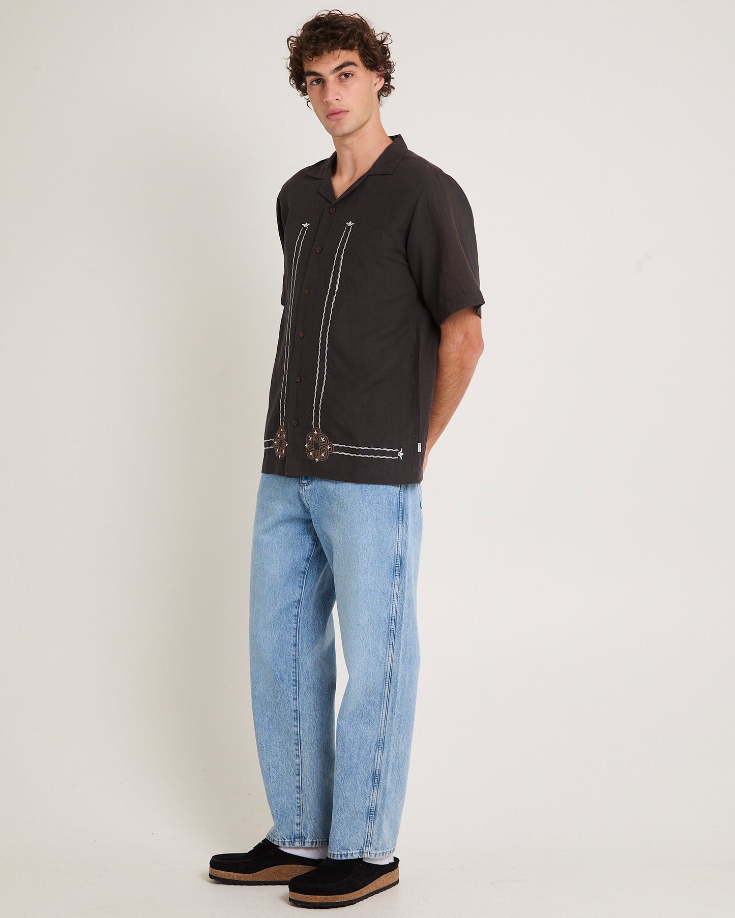 Motif Emb Bowler Shirt