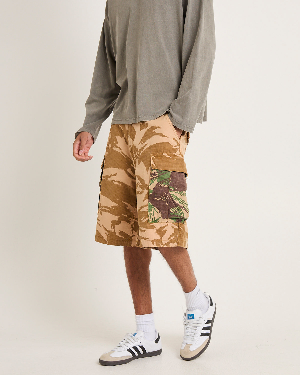 Arts & Crafts Cargo Shorts Desert Camo