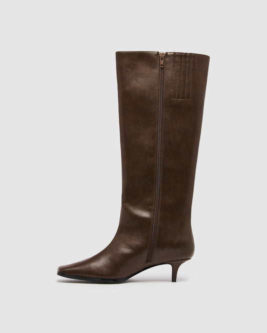 Spicy Tall Boots CHOCOLATE