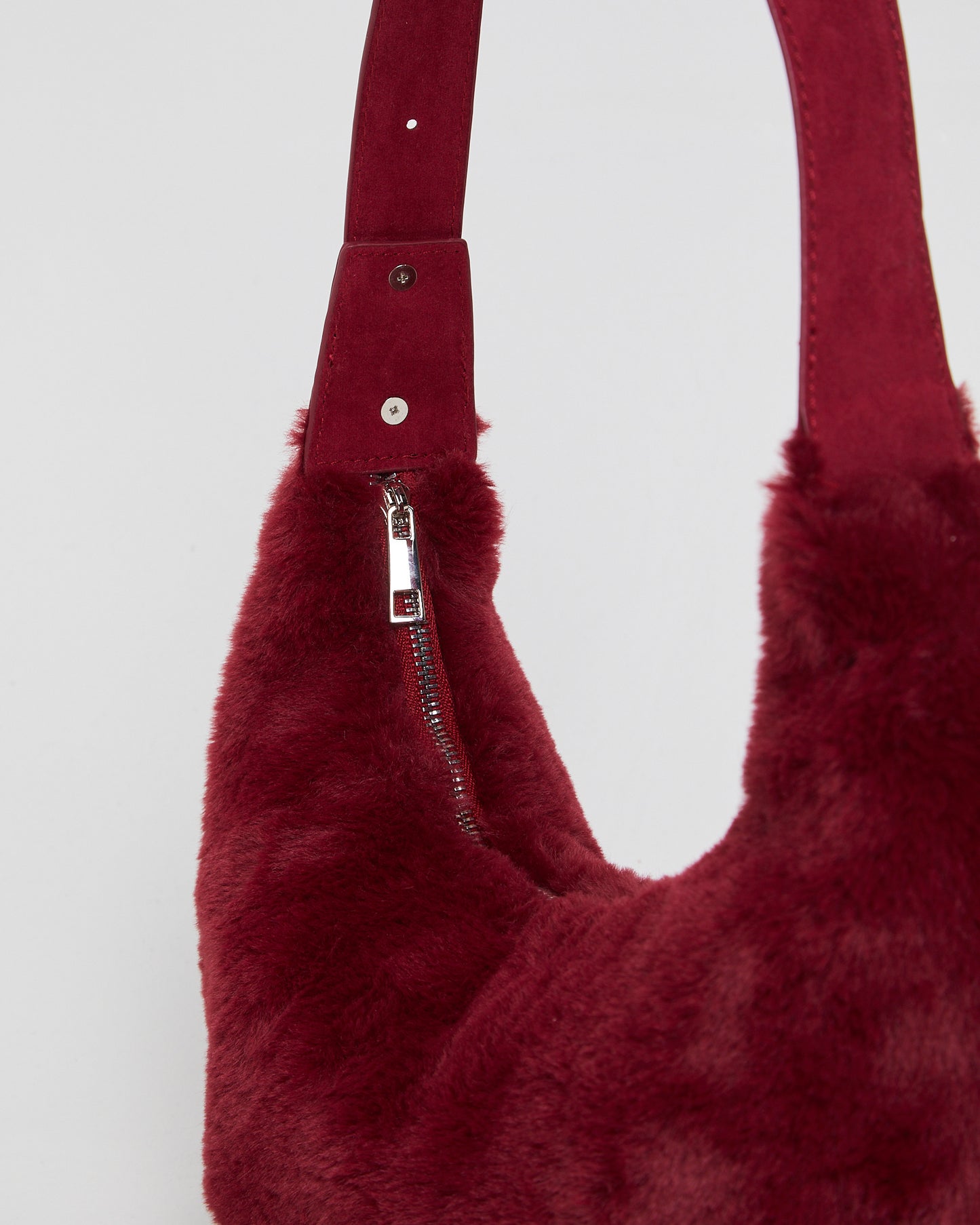 Romaine Shoulder Bag