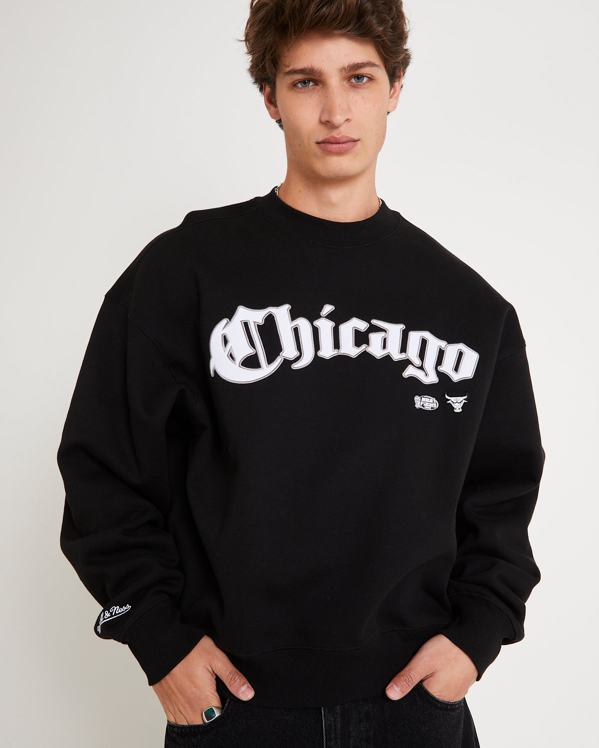 Chicago Bulls Field To The Court Crewneck Jumper BLACK