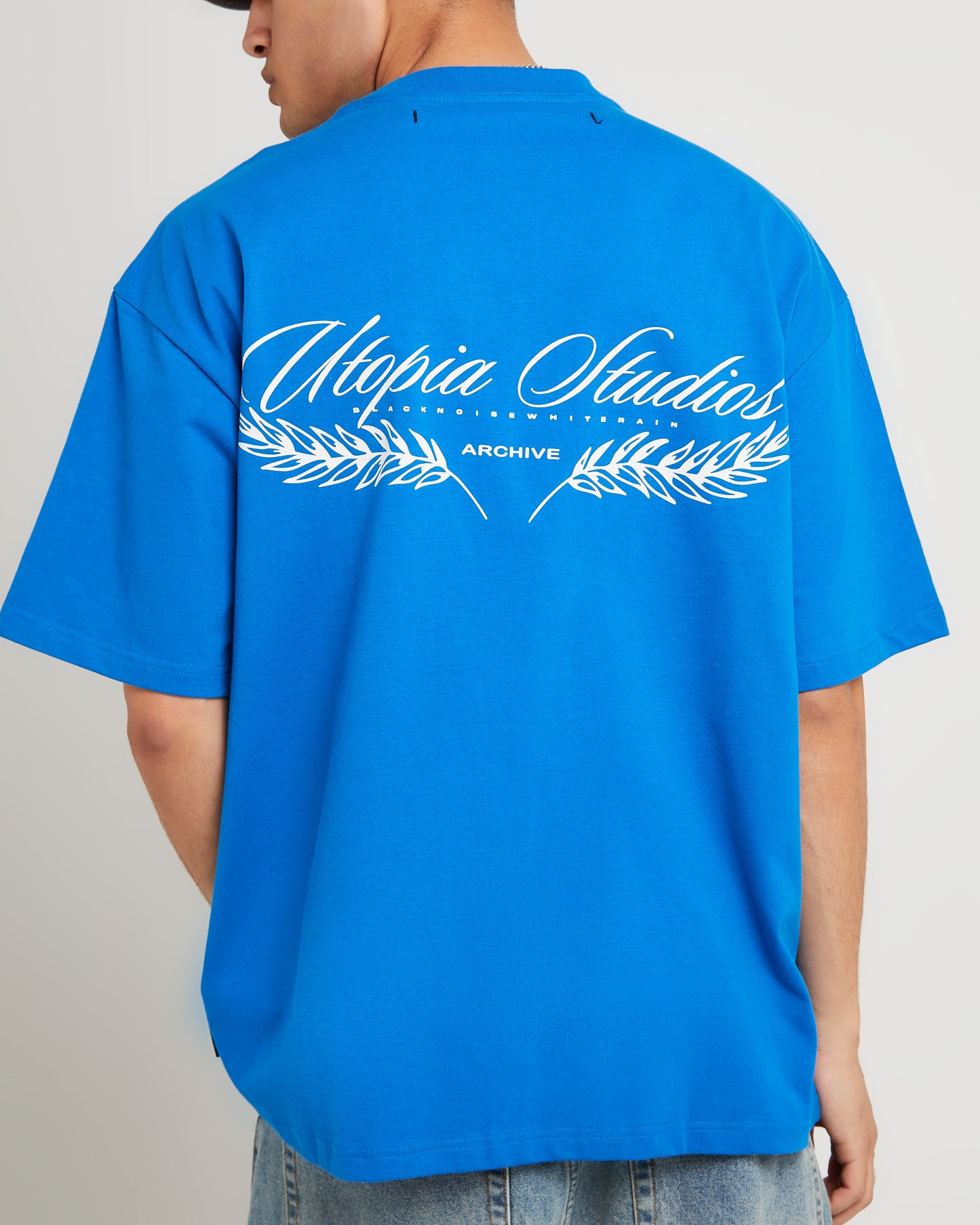 Utopia Cropped T-Shirt