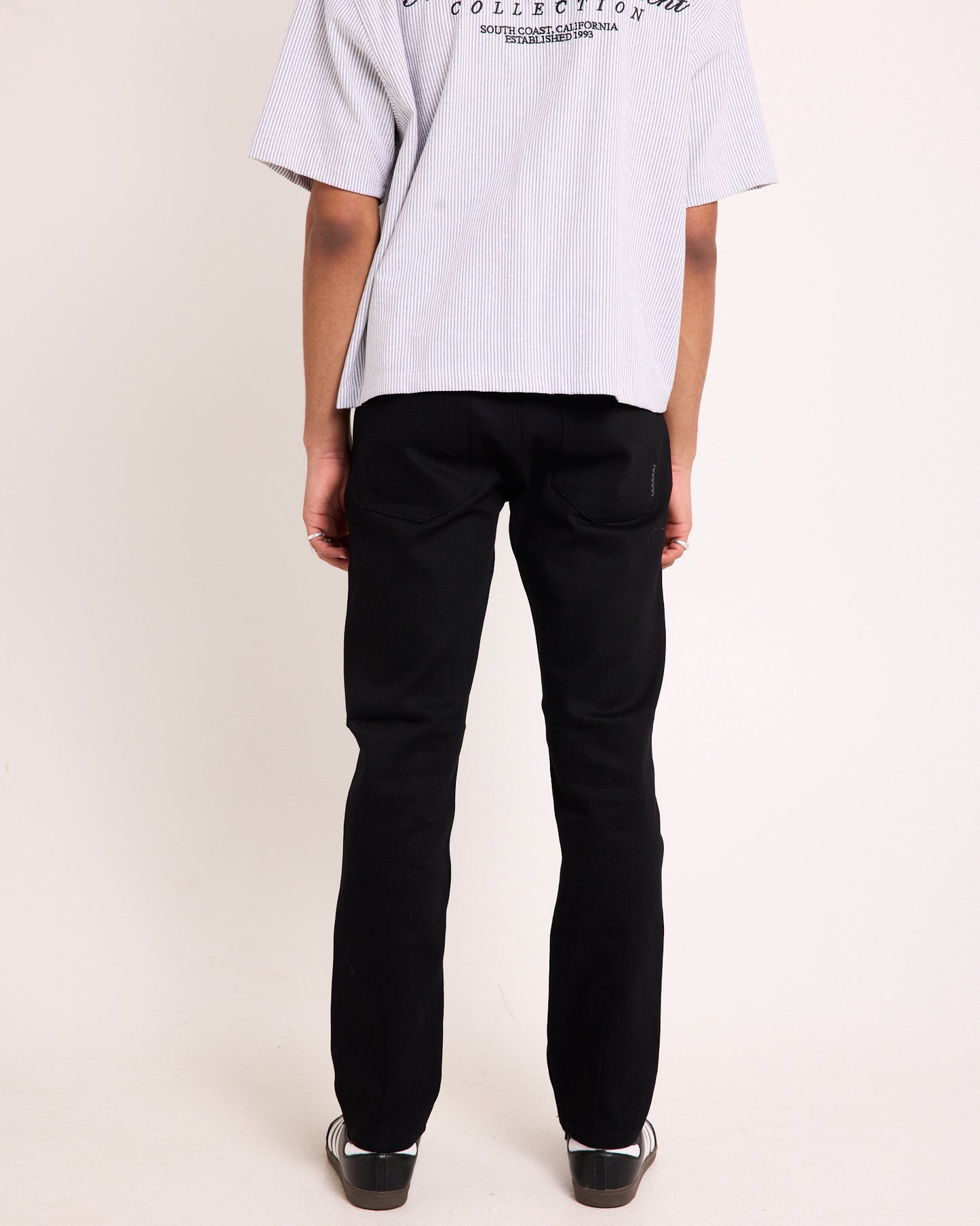 Lou Straight Denim Jeans Sharp Black