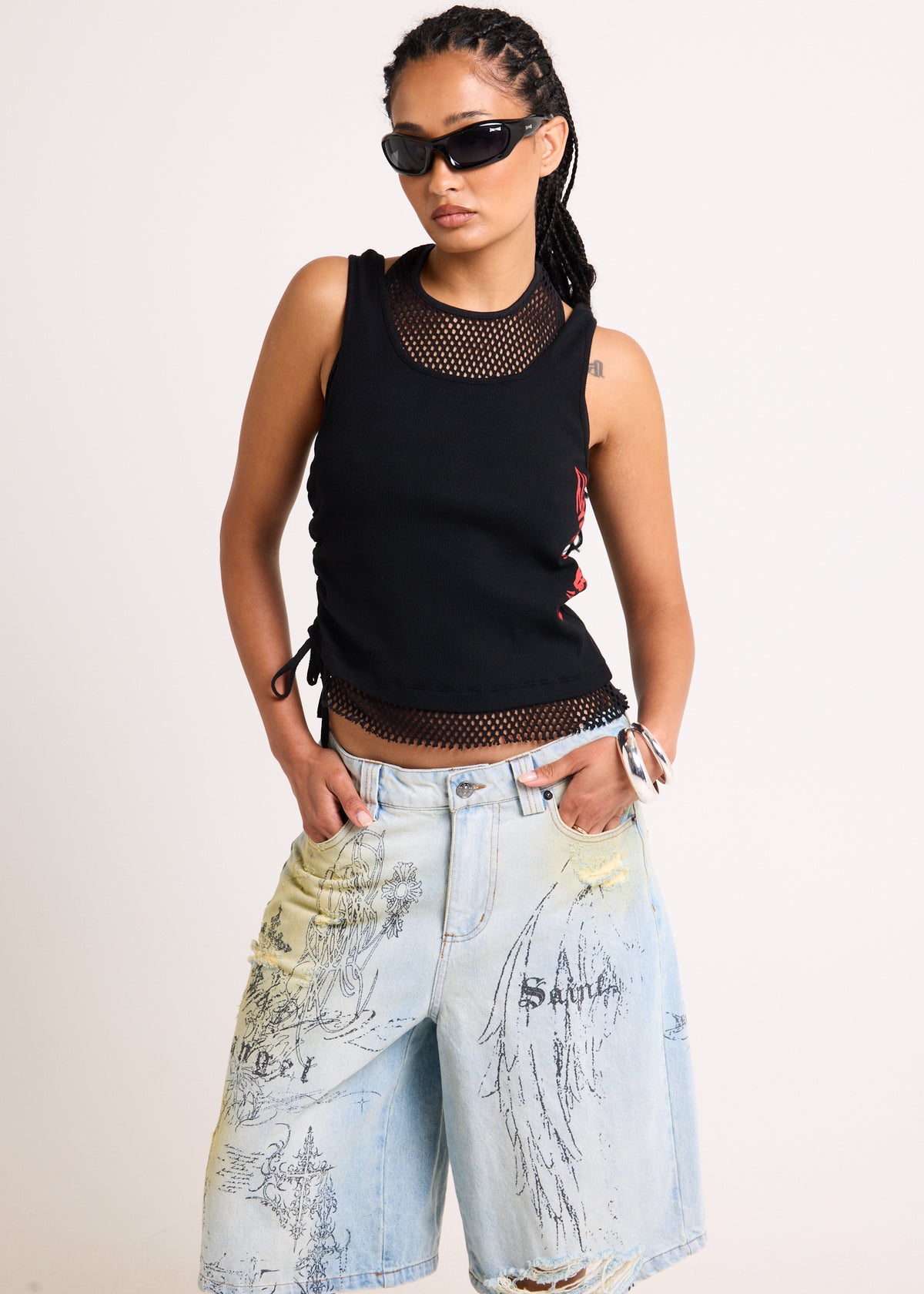 Layer Mesh Singlet BLACK