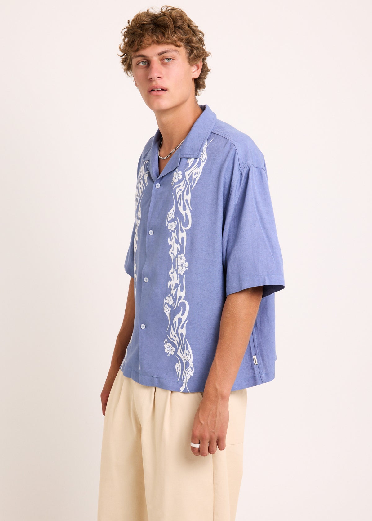 Wreath Resort Shirt BLUE