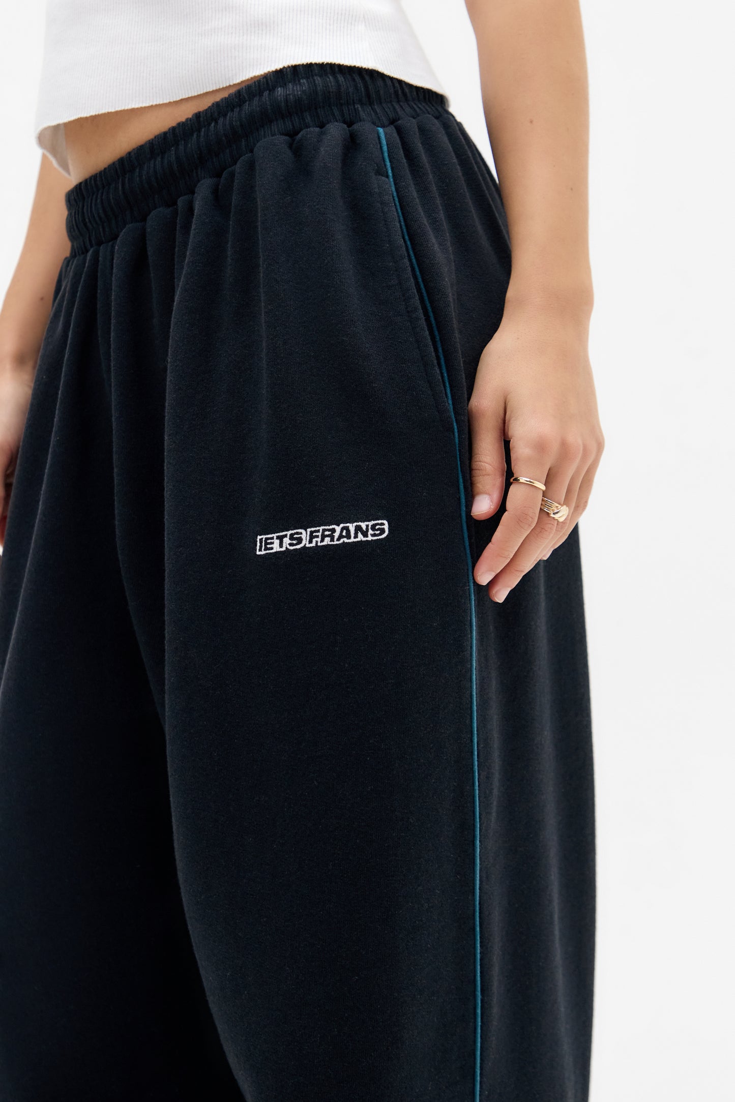 Harri Wide Leg Jogger Pants