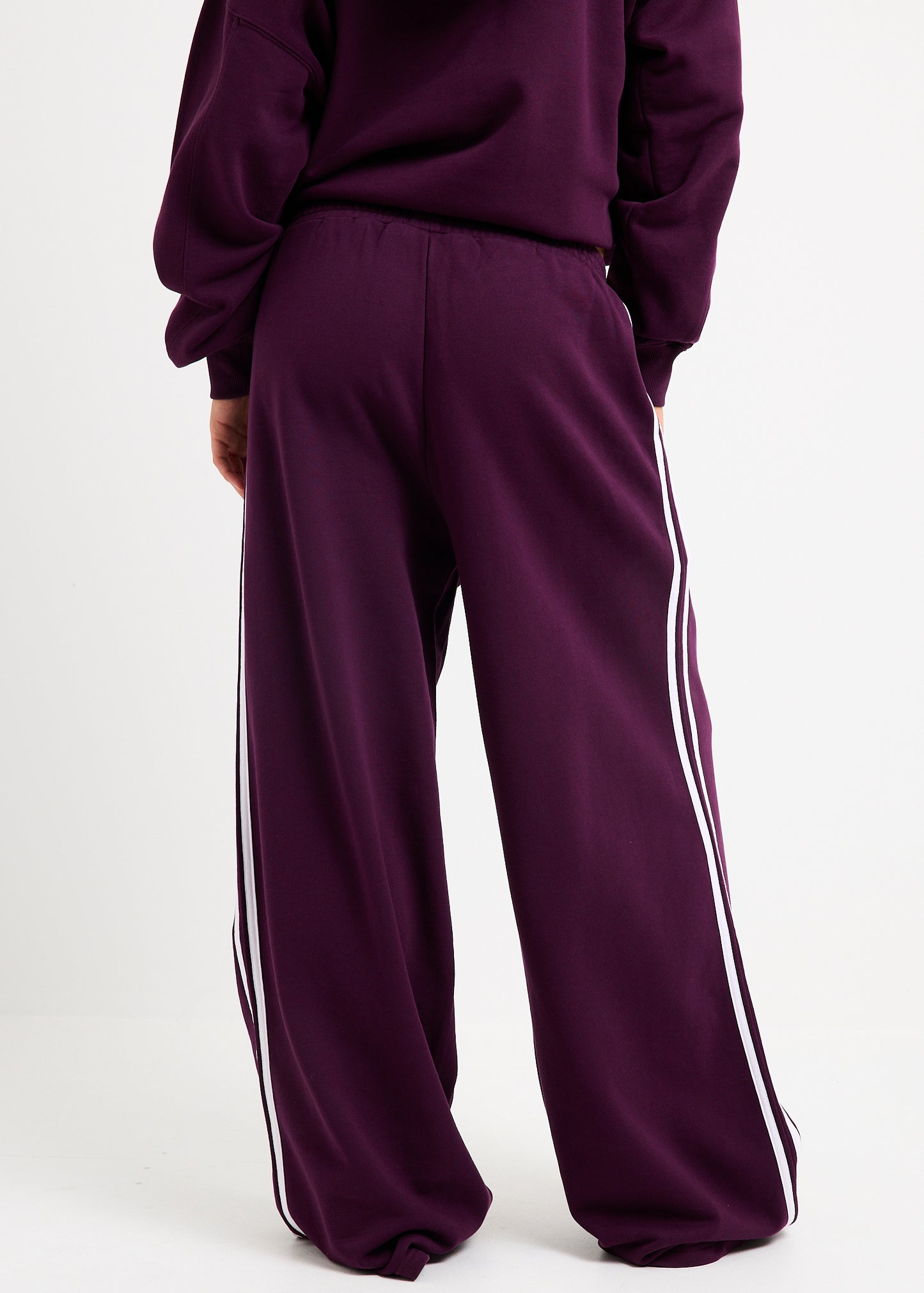 NYC Wide Leg Fleece Pants