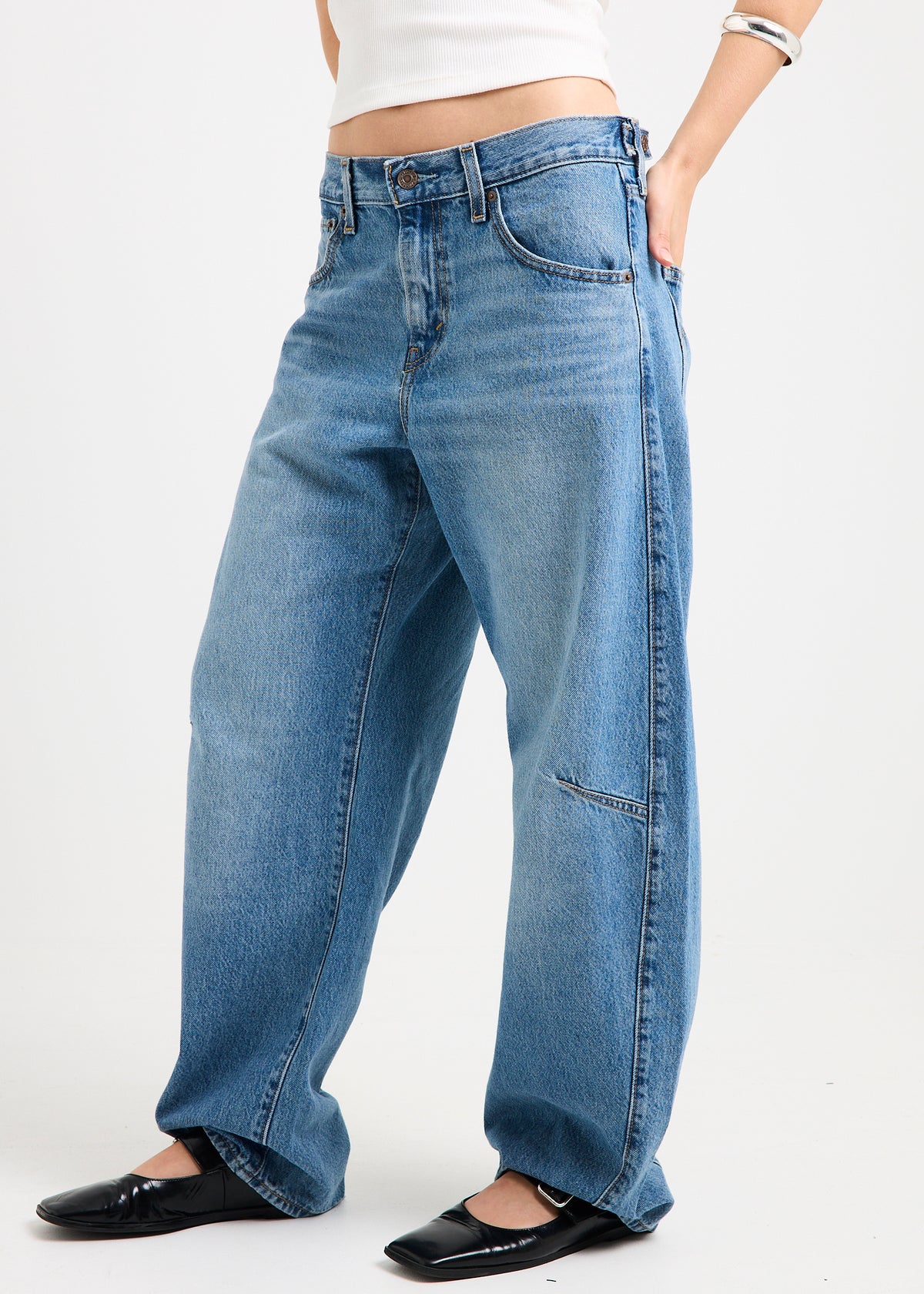 Cinch Barrel Denim Jeans LET LOVE IN