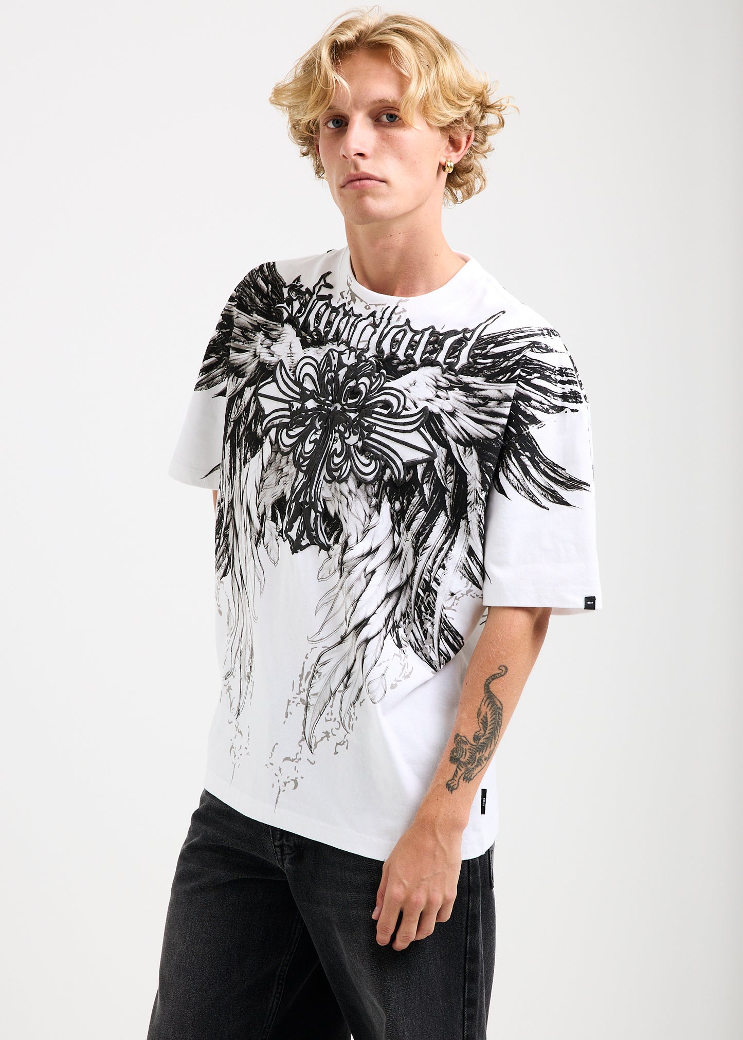 Control T-Shirt