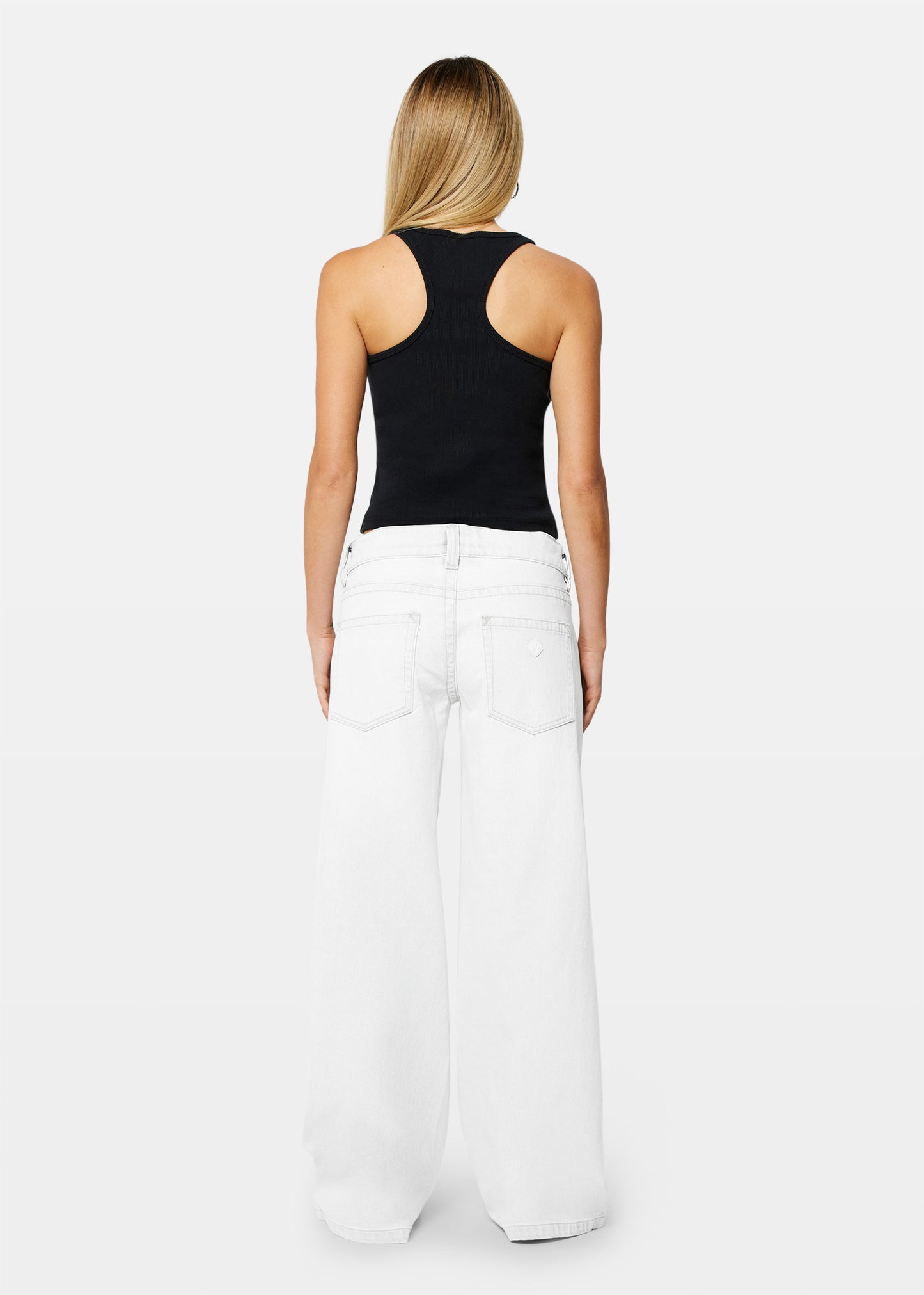 00 Super Low & Wide Denim Jeans