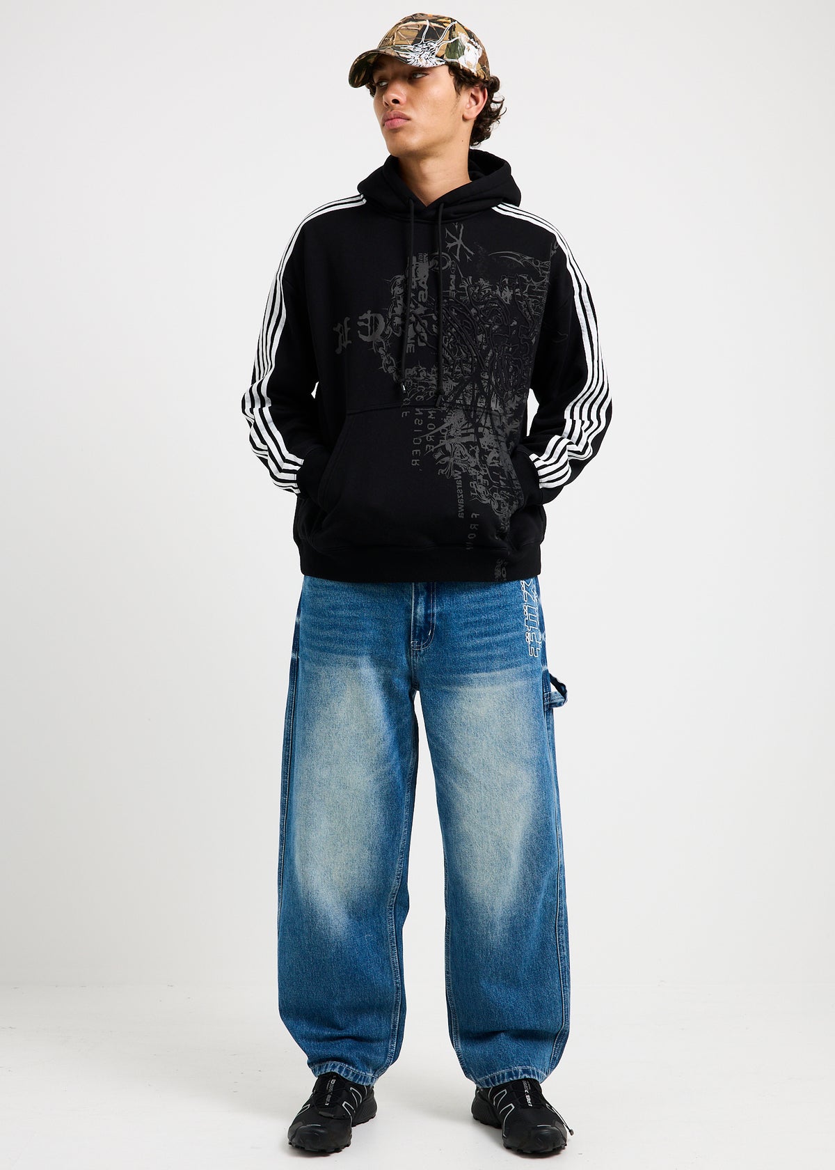 Sirpent Pull Over Hoodie BLACK