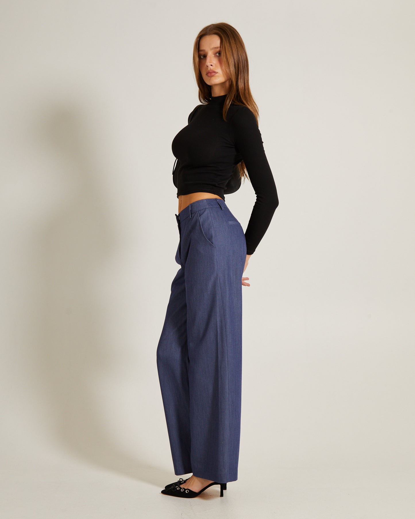 Ribbed Long Sleeve Crop Skivvy