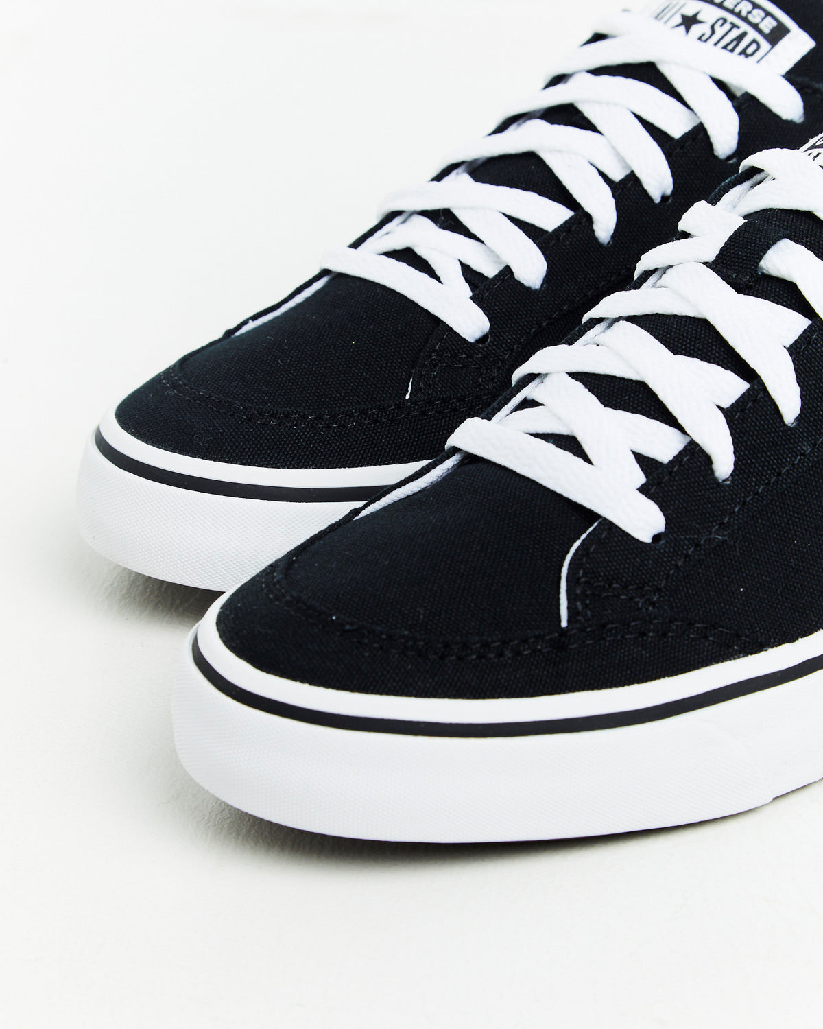 Tobin Canvas Ox Sneakers Black/White BLACK
