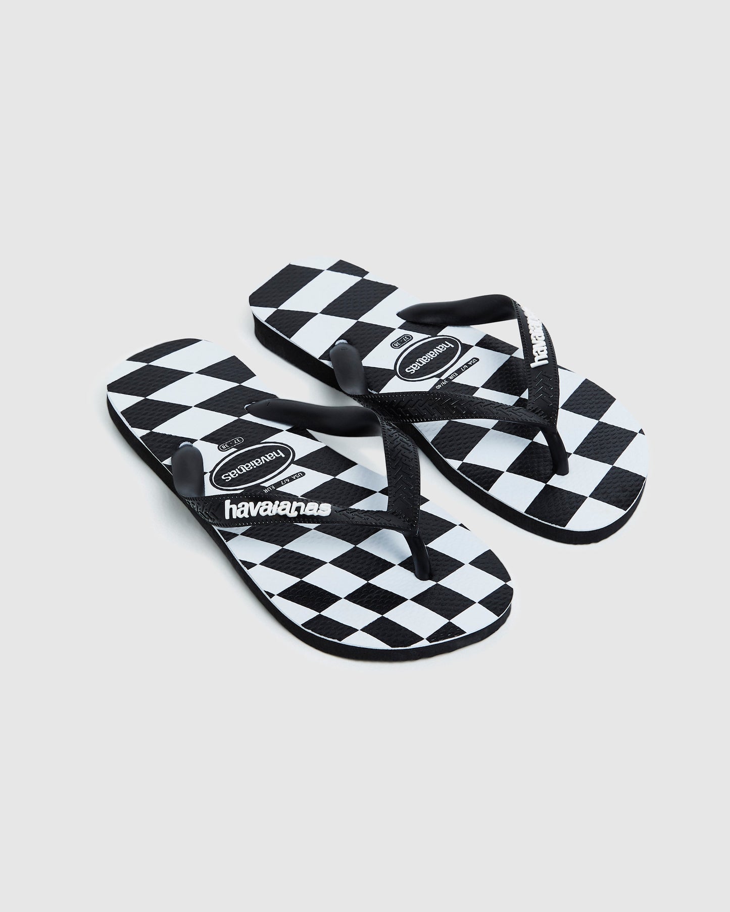 Top Distorted Check Thongs Black/White