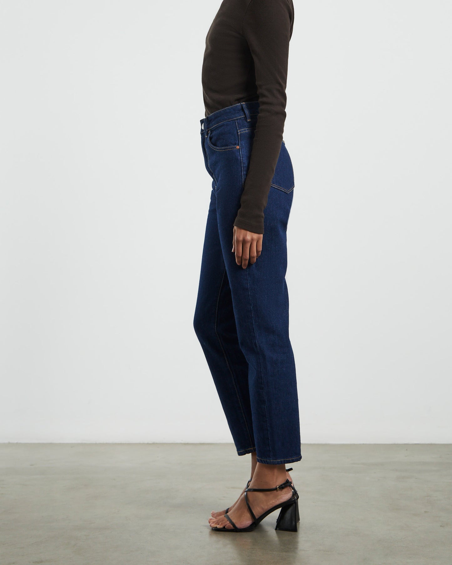 Lola Mom Jeans Vibe Blue