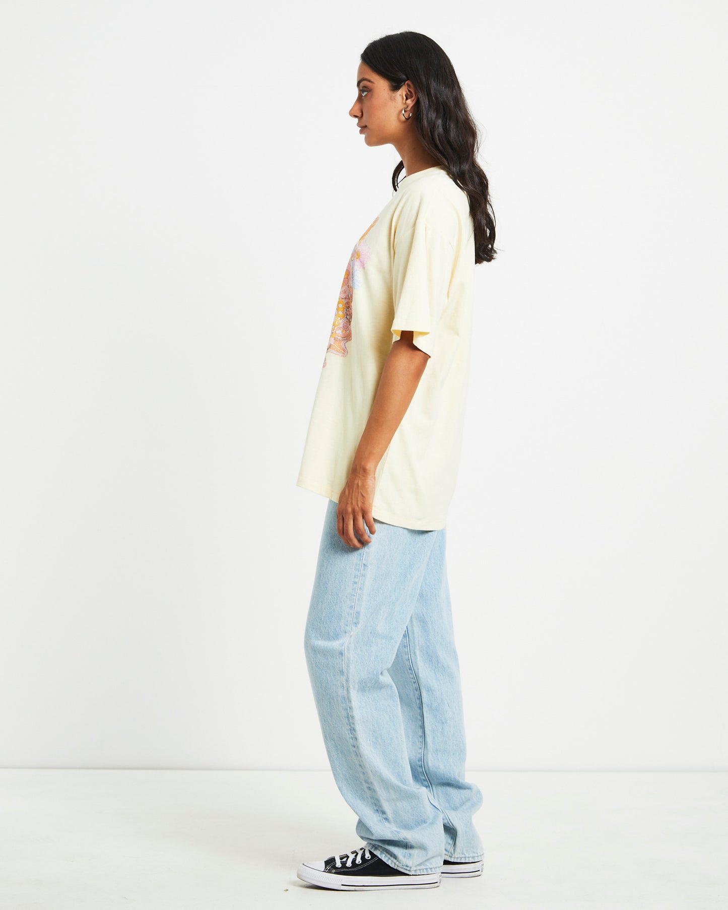 Slouch Short Sleeve T-Shirt in Butterfly Natural