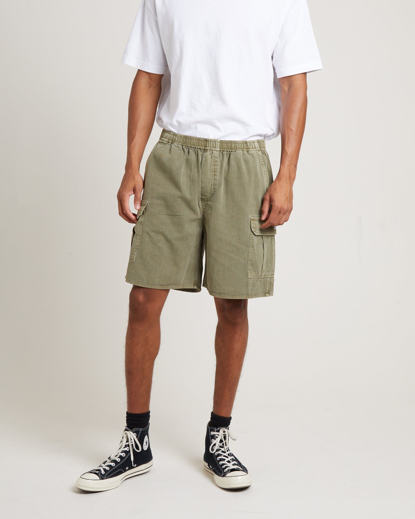 Tradie Cargo Shorts in Army