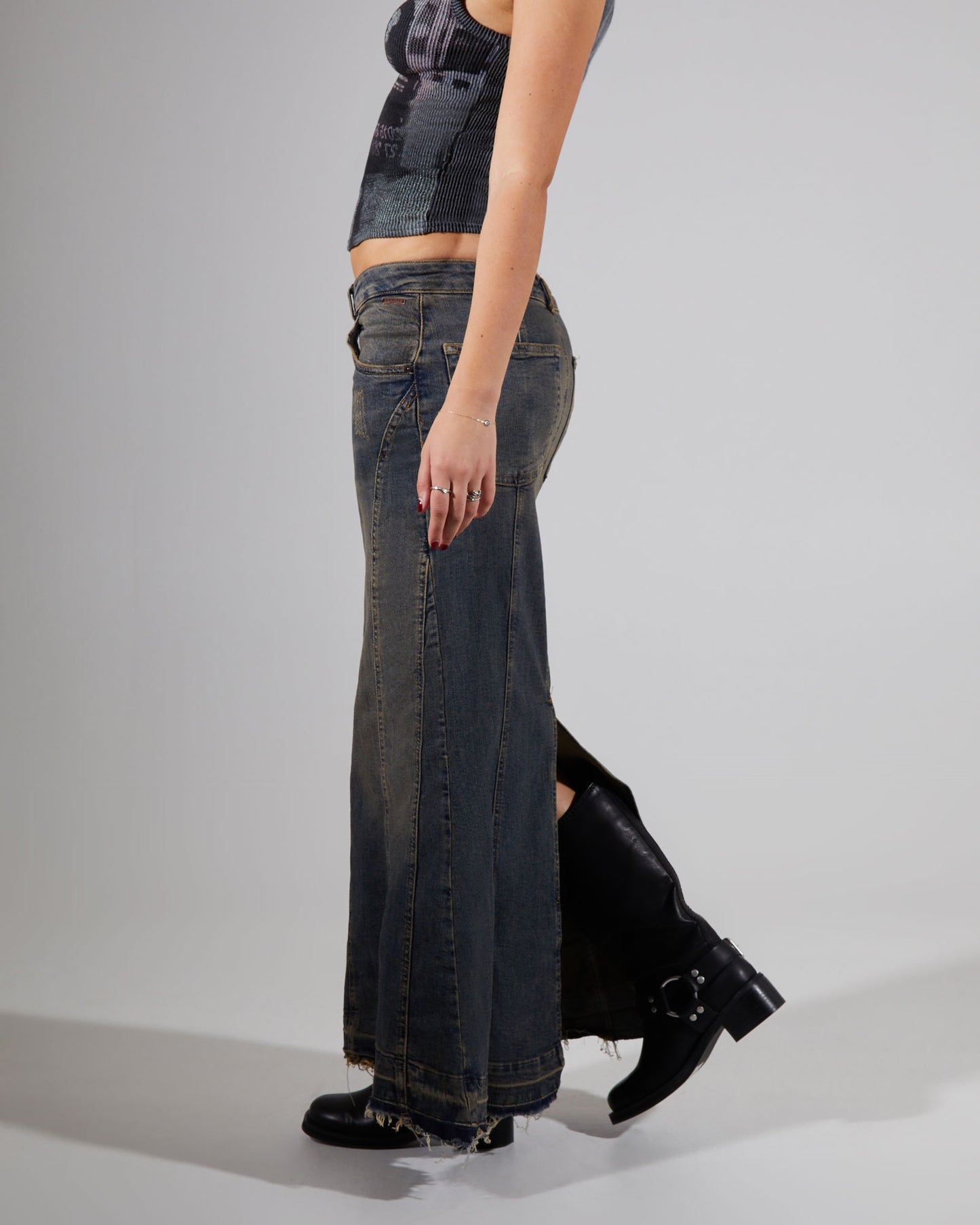 BDG Seamed Tint Denim Midi Denim Skirt