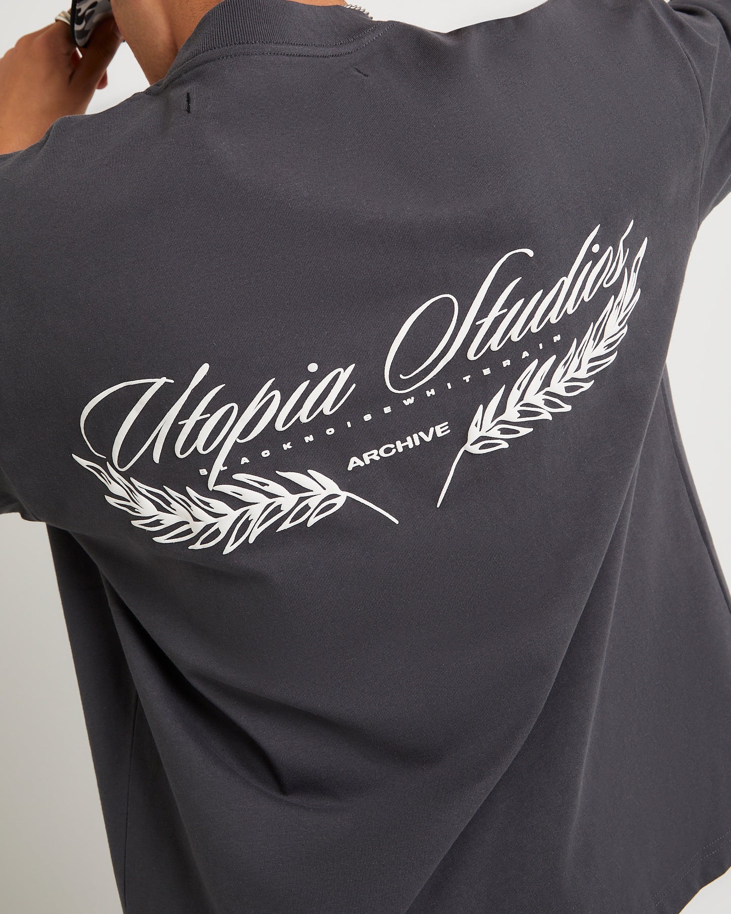 Utopia Crop Tee T-Shirt
