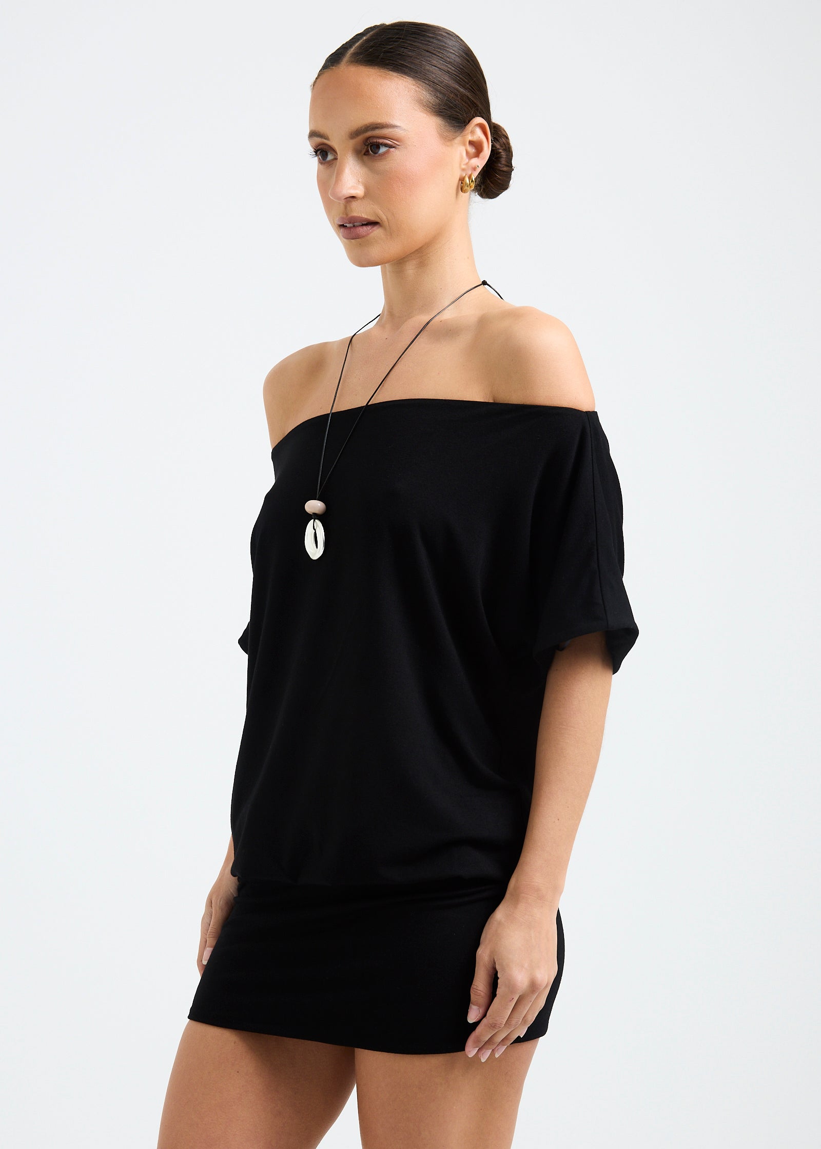 chantal off shoulder dress Chantal Cousineau 2018 SAG Black Off-Shoulder Gown