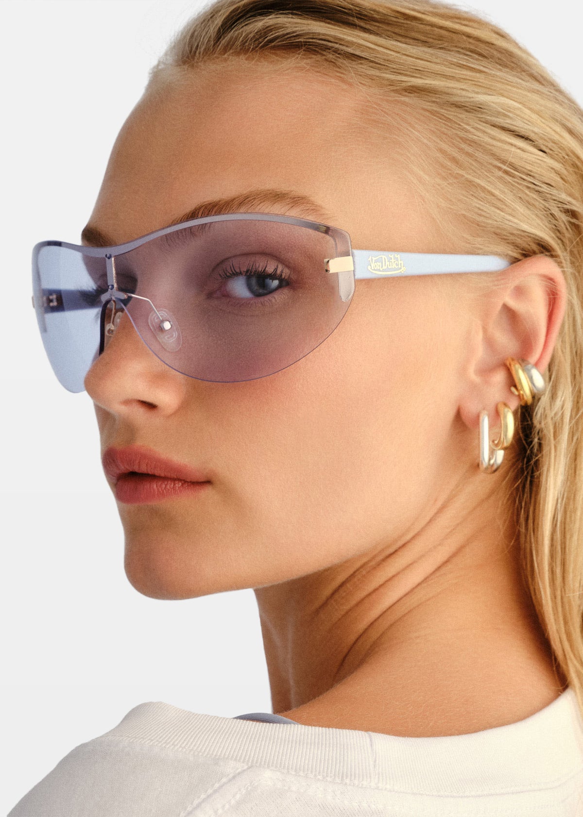 Bombshell Sunglasses GOLD / BABY BLUE SKY BLUE TINT