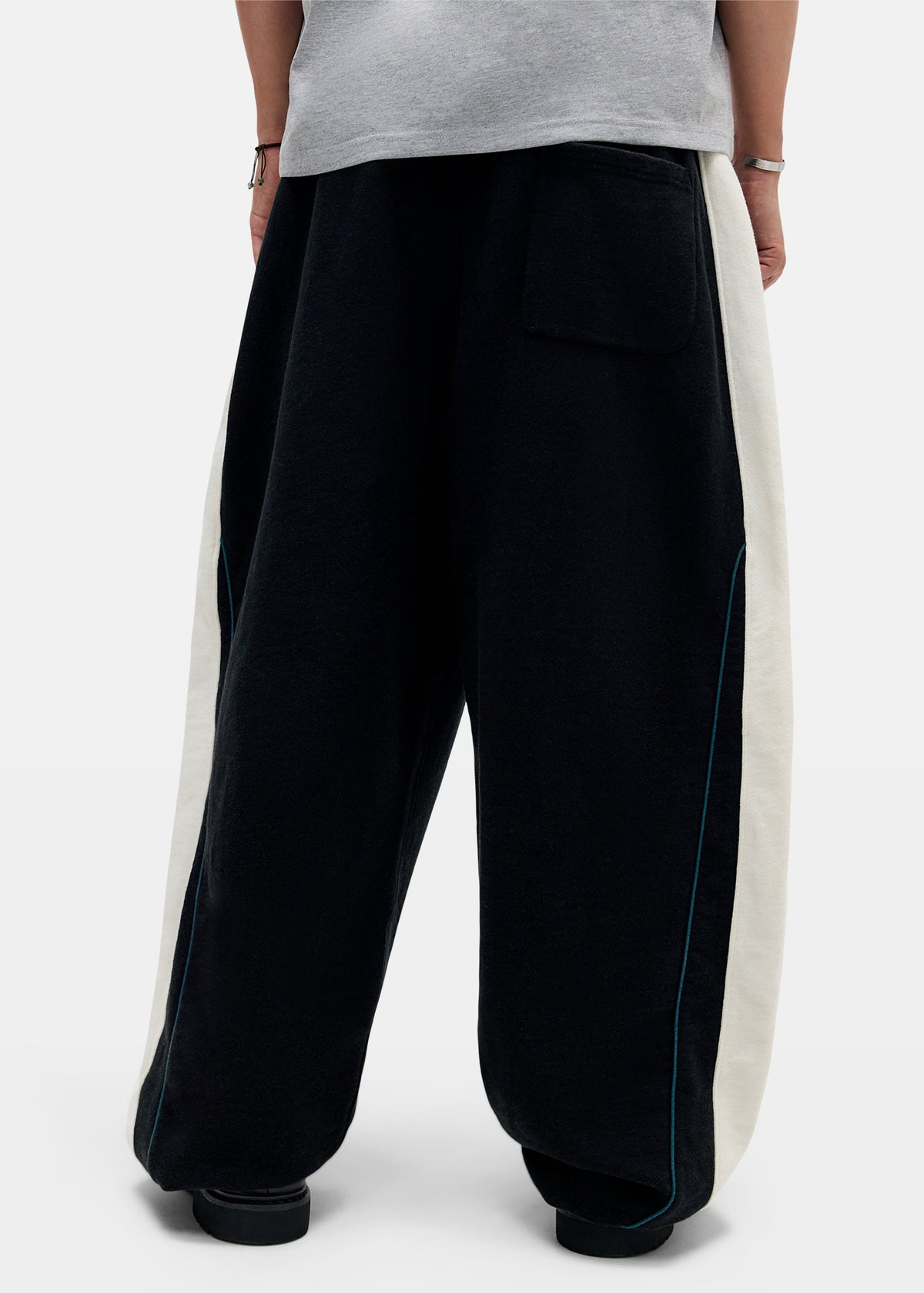 IF Panelled Harri Baggy Joggers BLACK-001