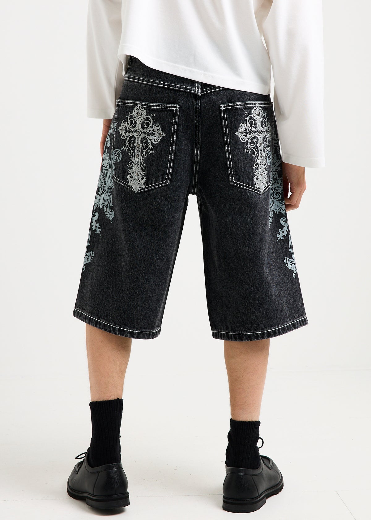 Barrier Shorts