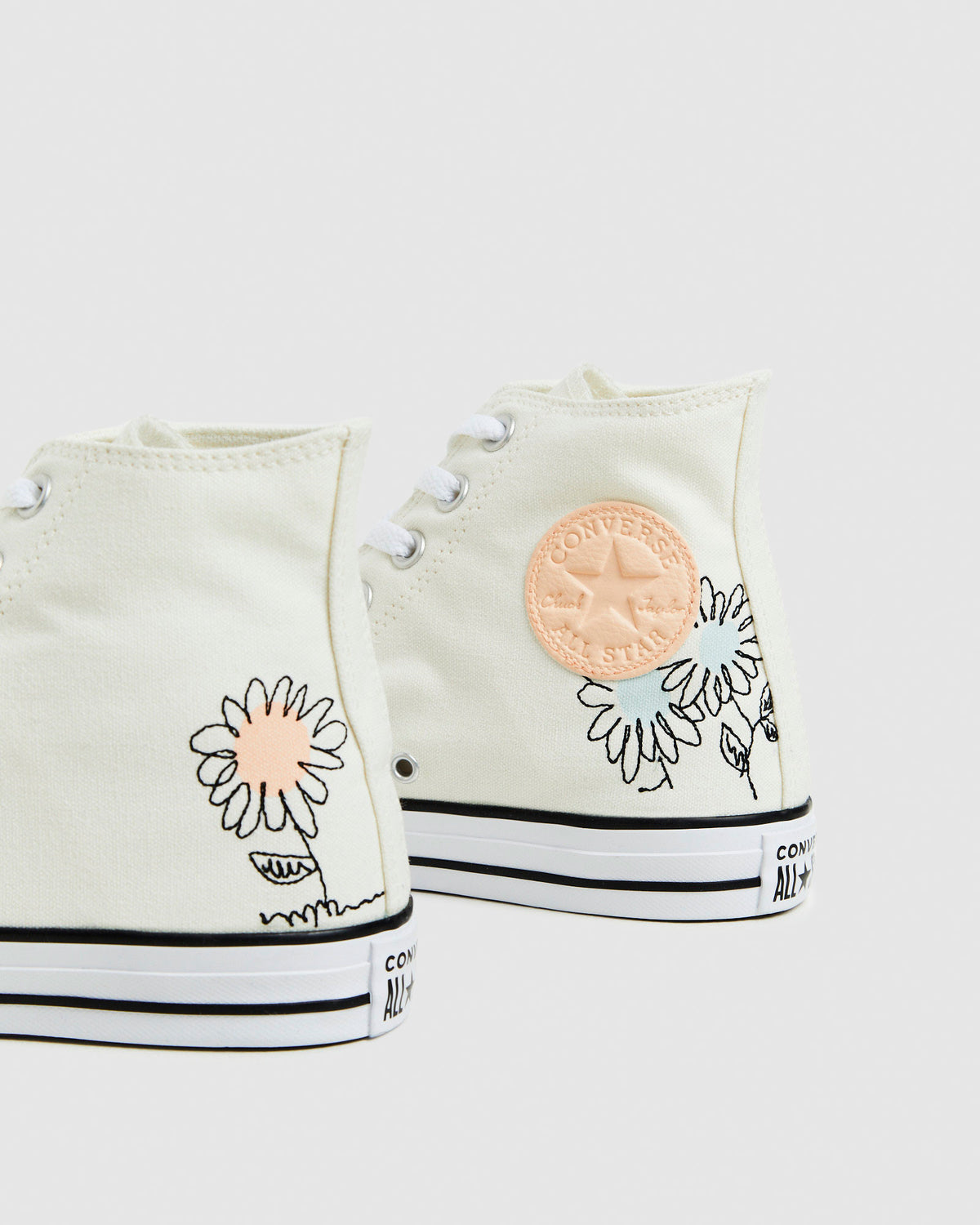 Chuck Taylor All Star Hi Top Sneakers Summer Florals White