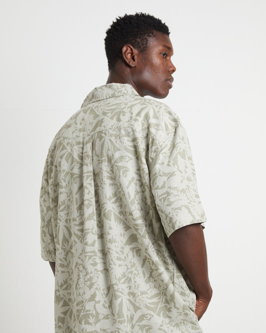Bouquet Short Sleeve Shirt in Olive Floral Green GREEN