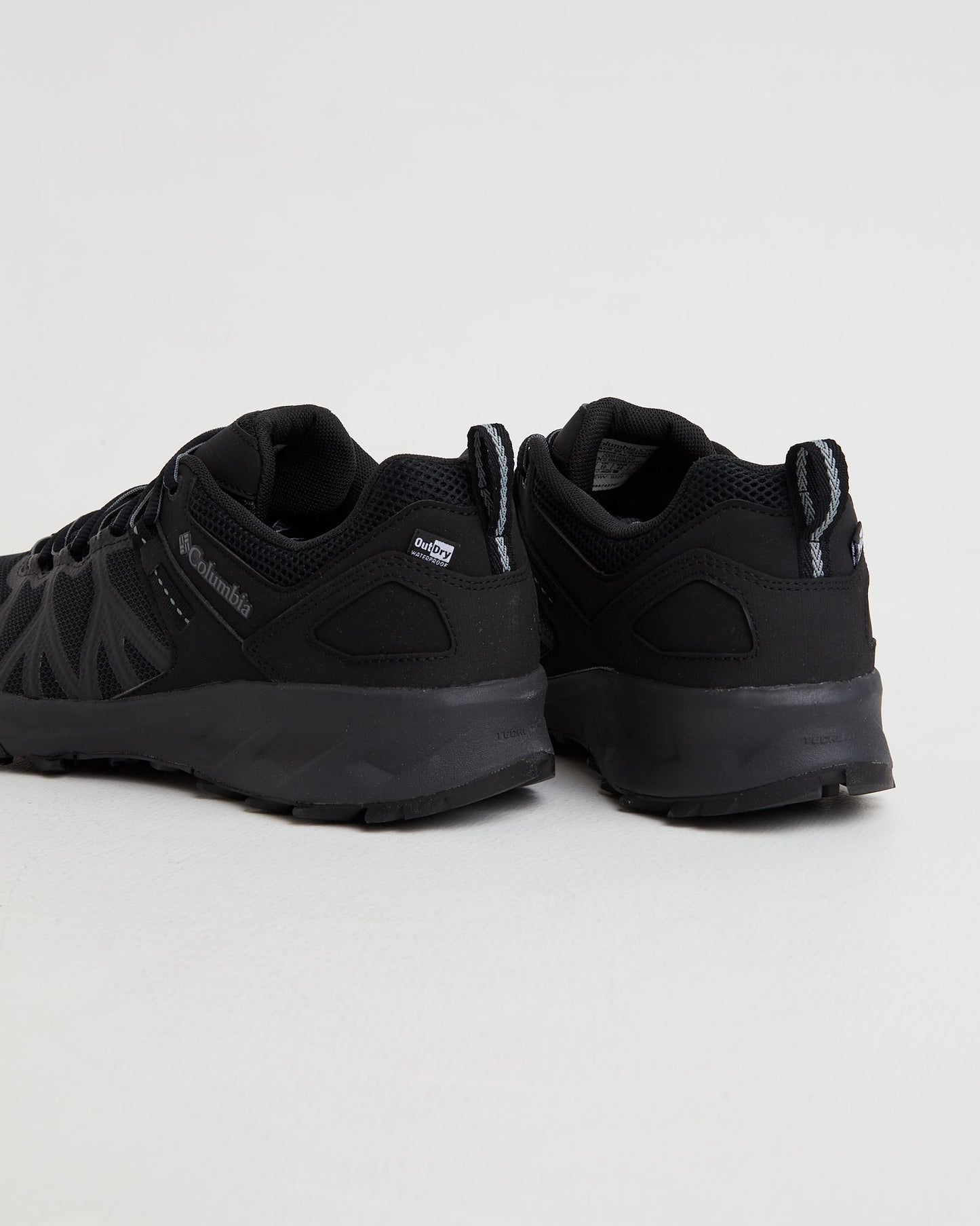 Peakfreak II Outdry Sneakers in Black Shark