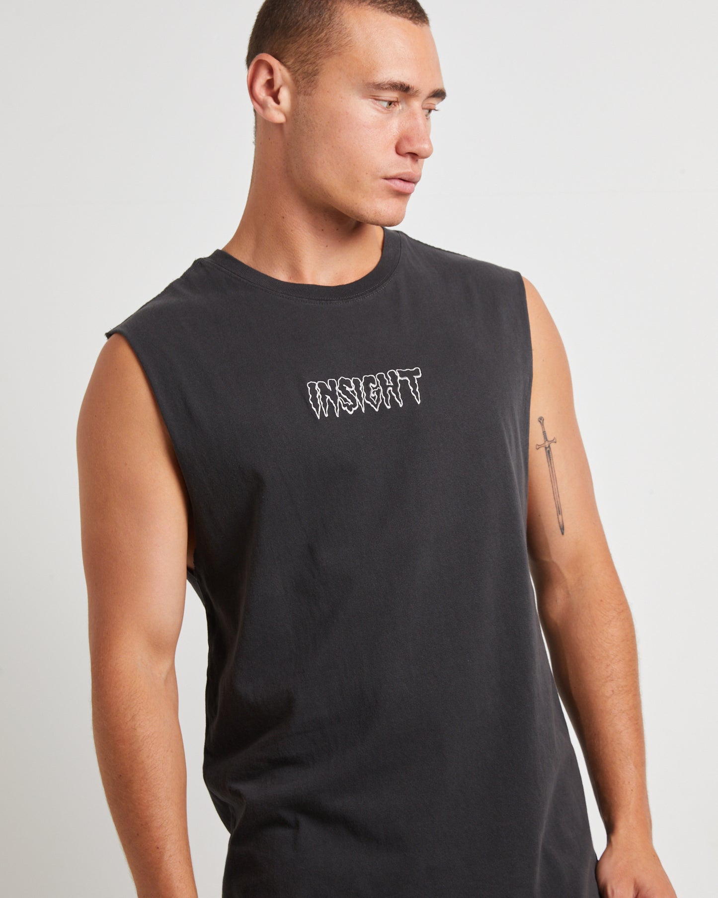 Gritter Muscle Tee in Black