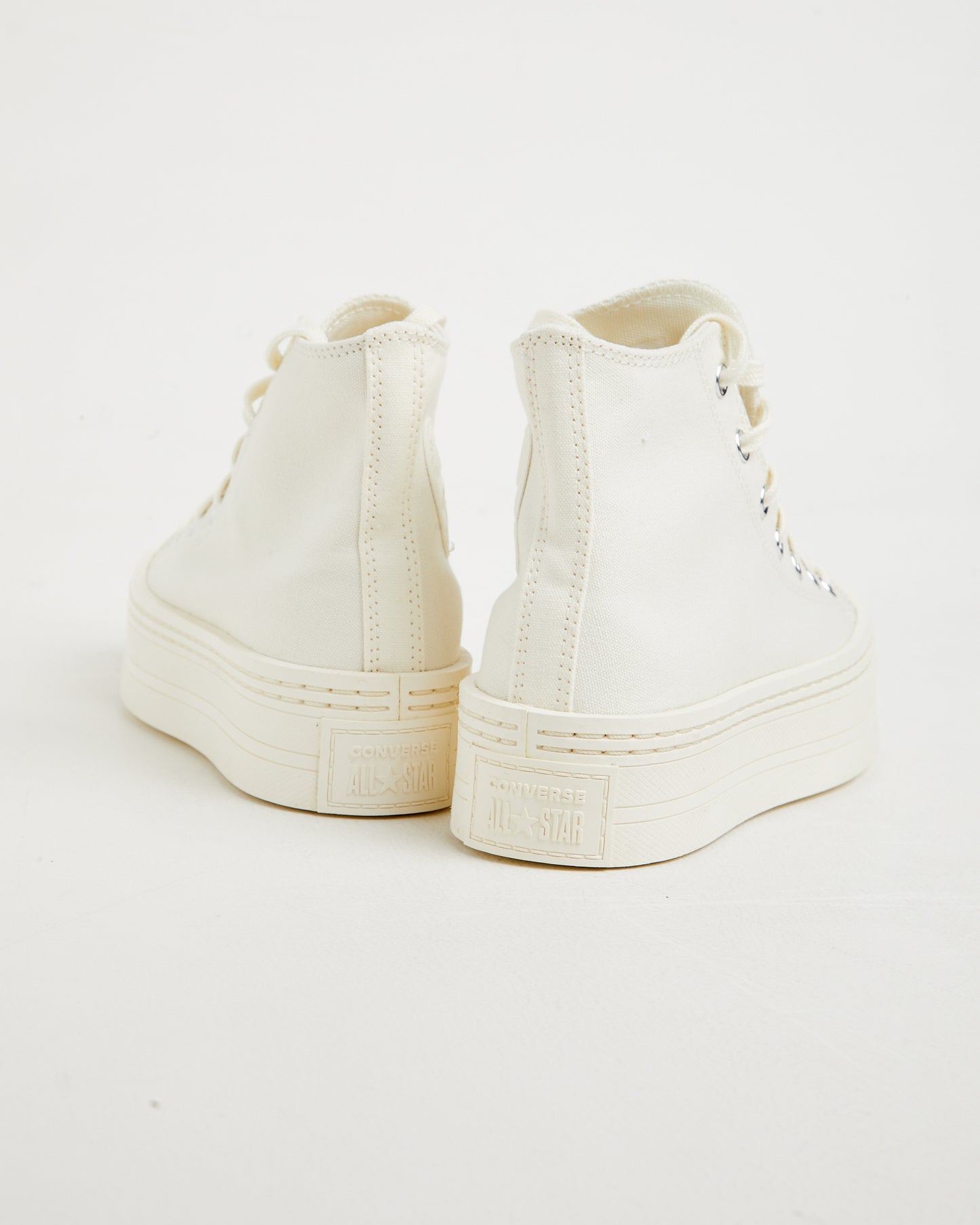 Chuck Taylor All Star Modern Lift Hi Top Sneakers in Egret