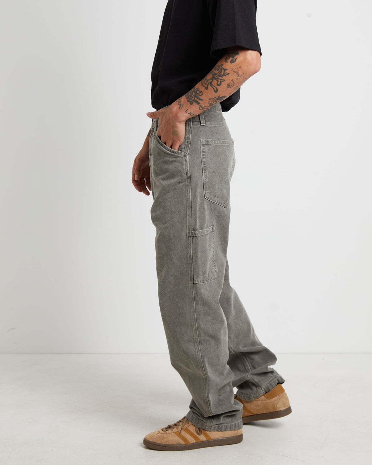 568 Stay Loose Denim Carpenter Pants in Oregano