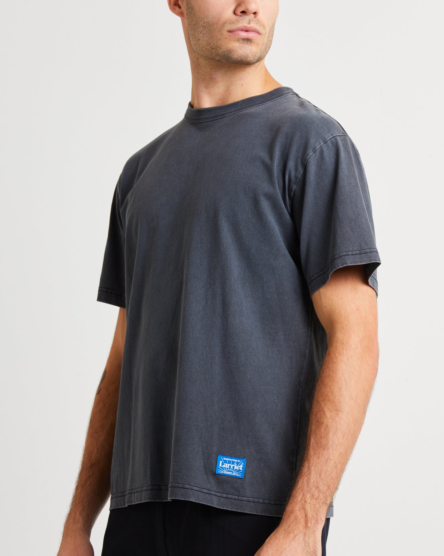 Standard T-Shirt Used Black