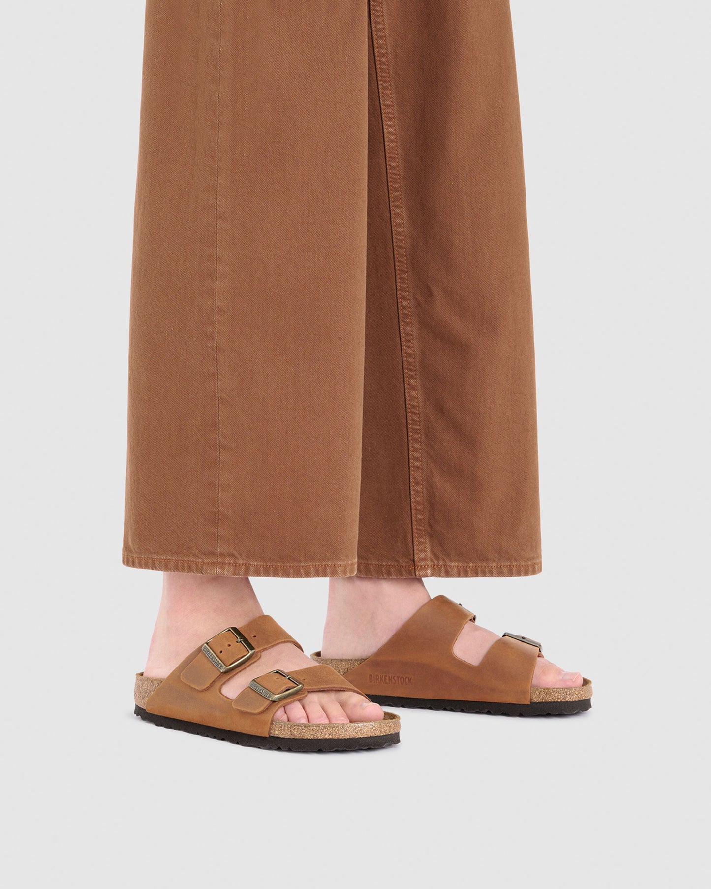 Arizona Oiled Leather Sandals Cognac